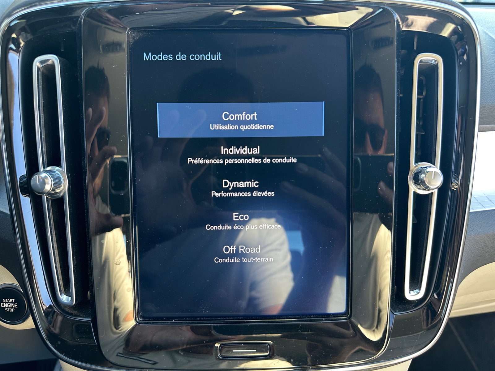 Volvo Xc40 32