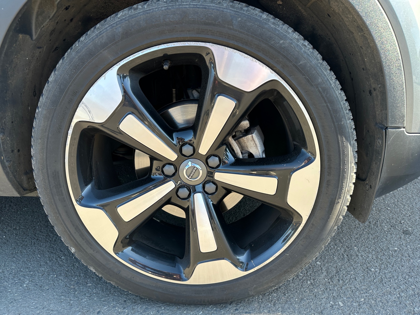 Volvo Xc40 36