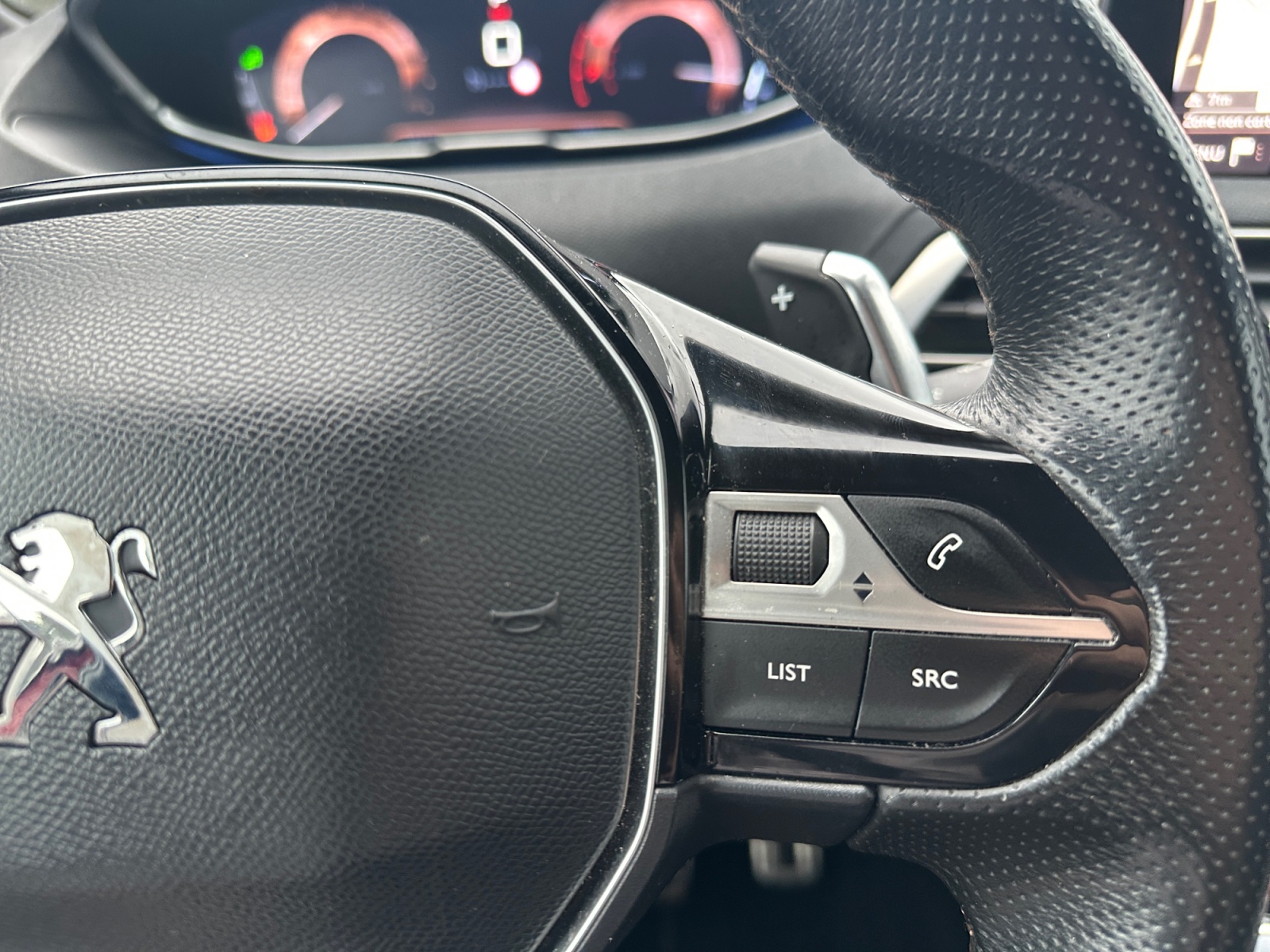 Peugeot 3008 16