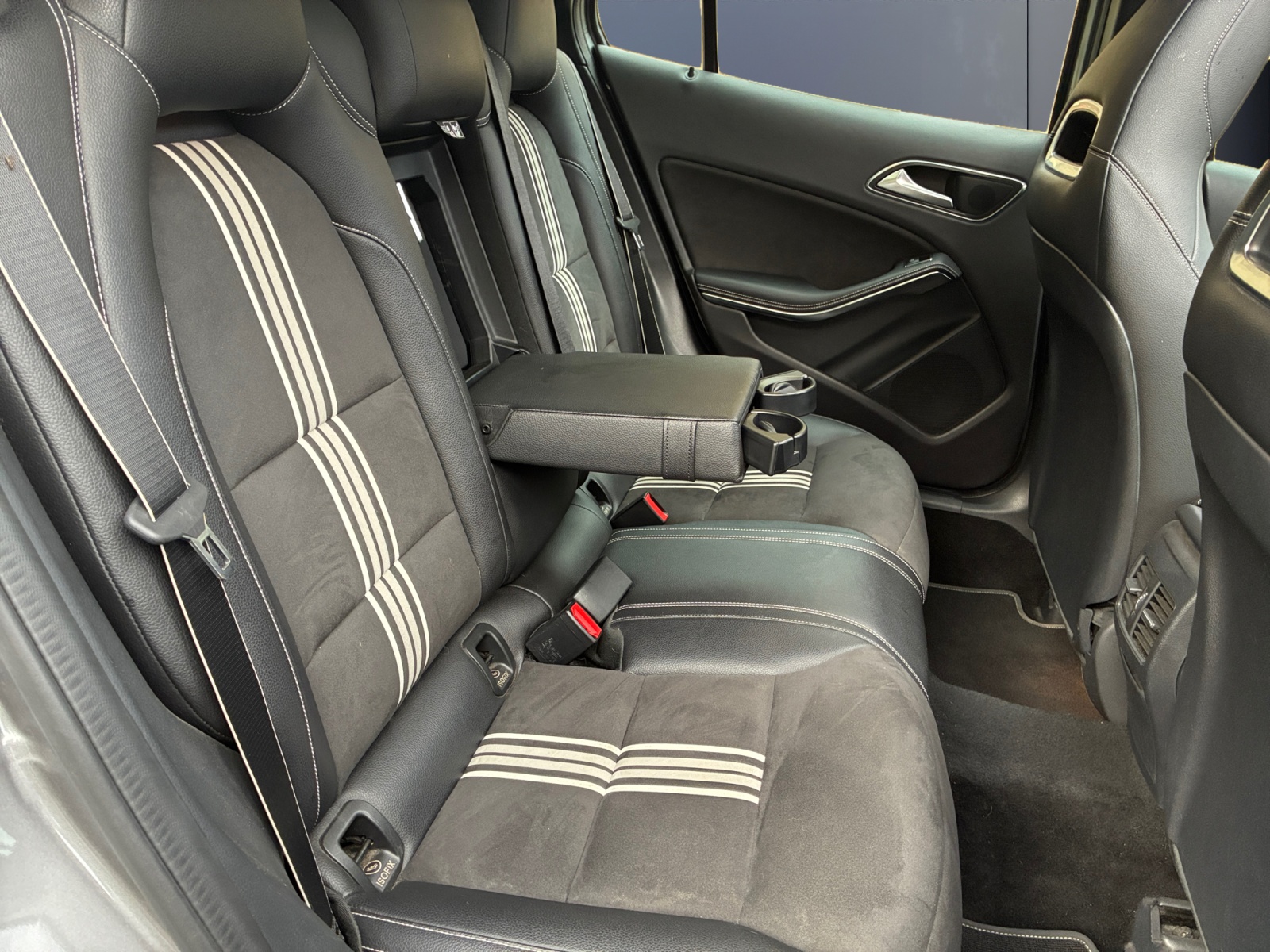Mercedes-Benz Gla 11