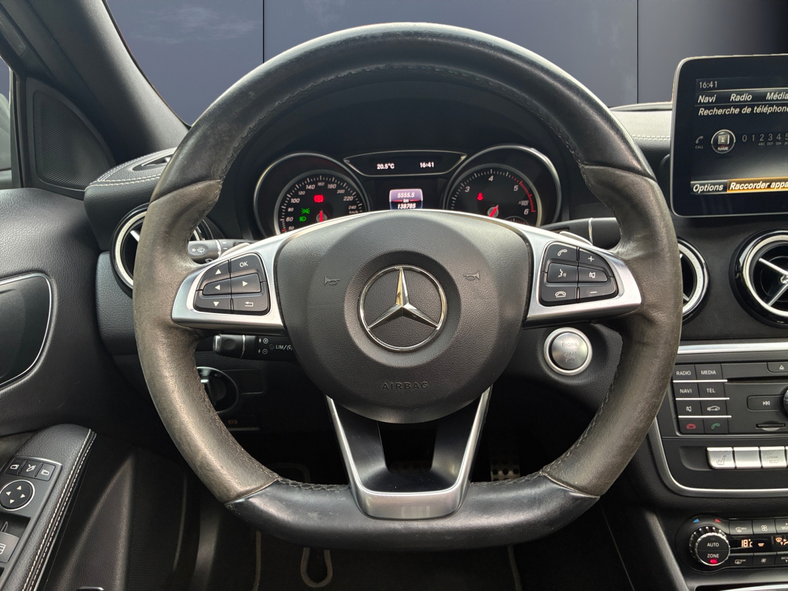 Mercedes-Benz Gla 16