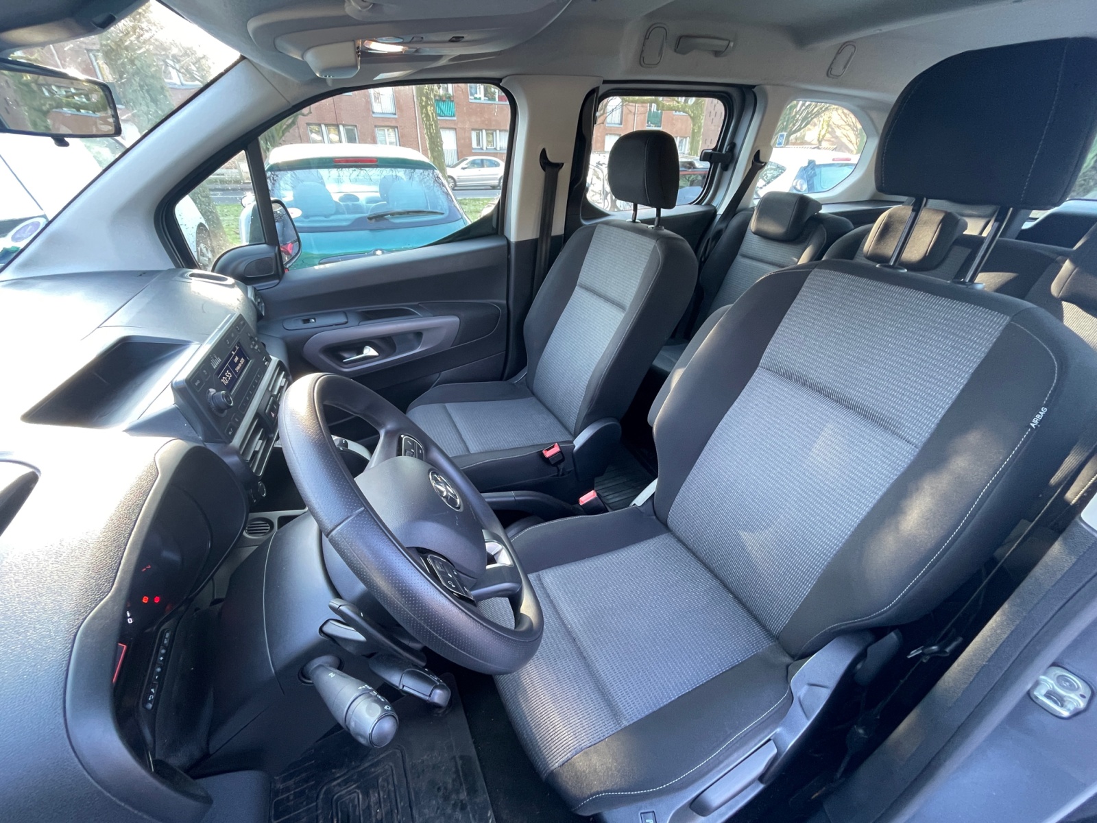 Toyota Pro Ace City Verso 12