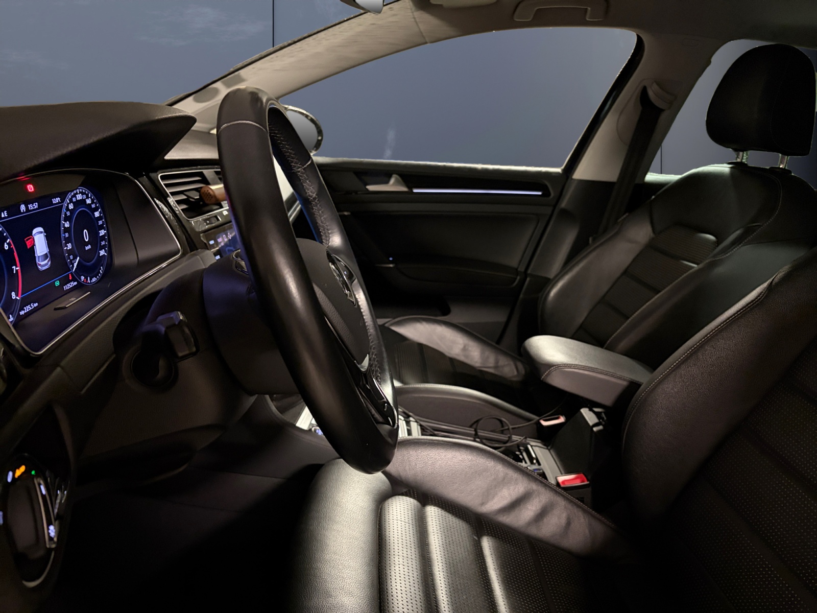 Volkswagen Golf 9