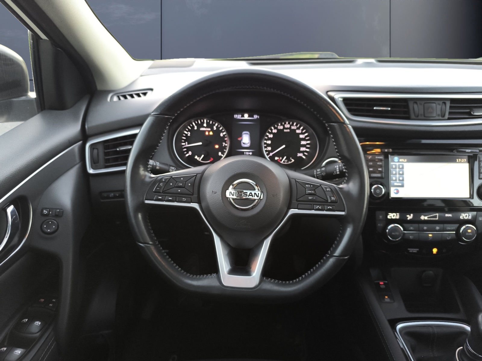 Nissan Qashqai 15