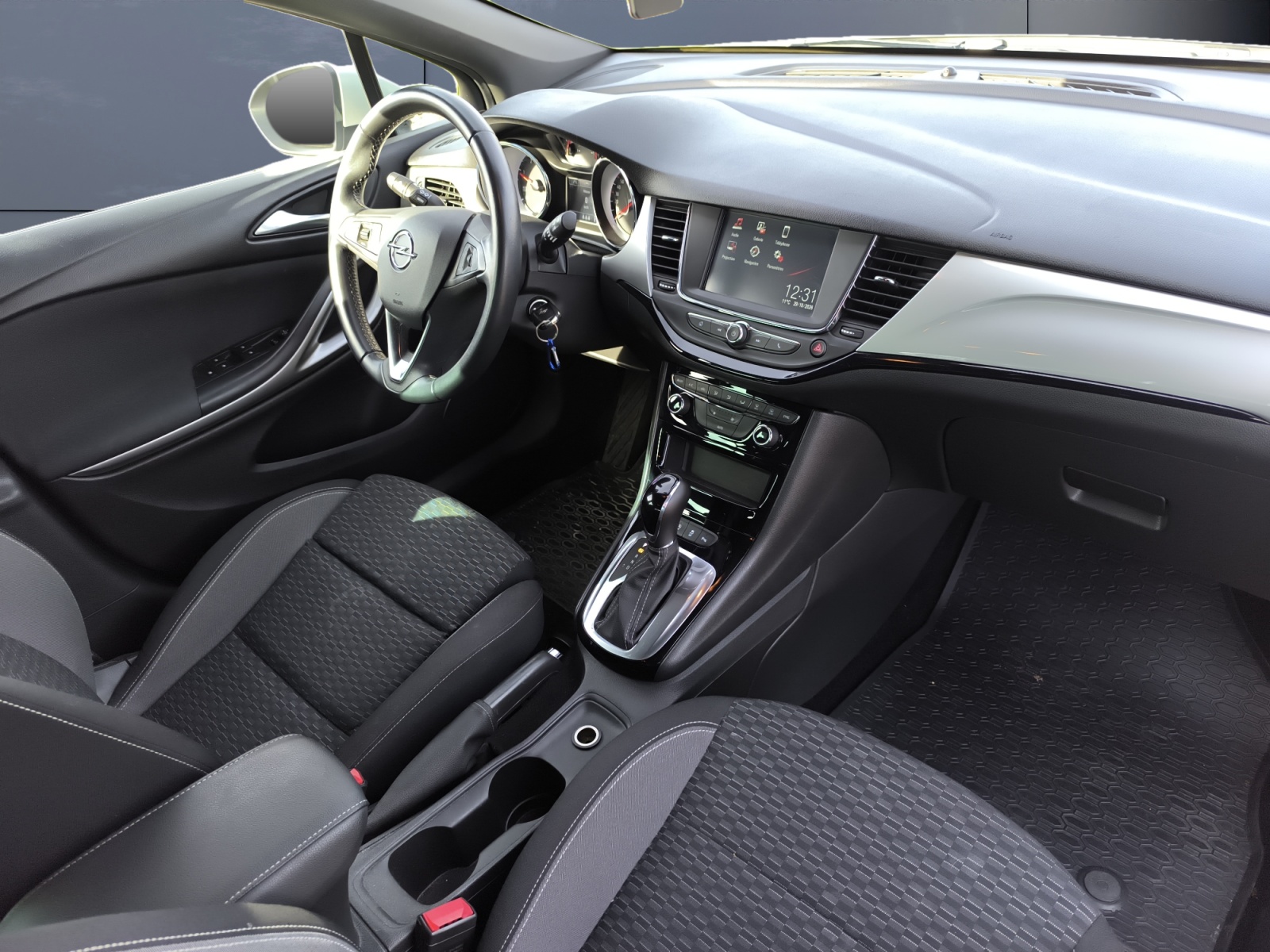 Opel Astra 12