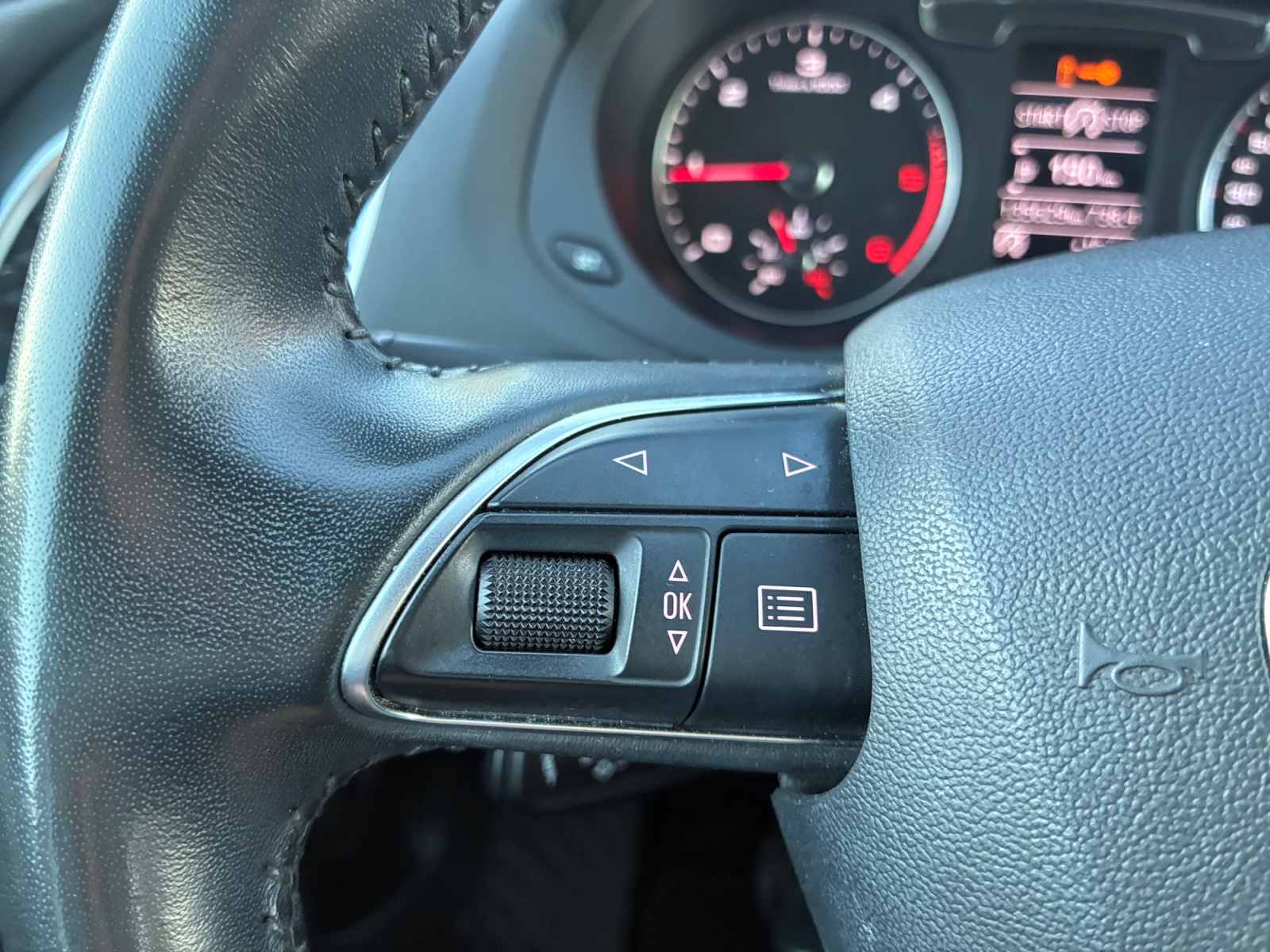Audi Q3 19