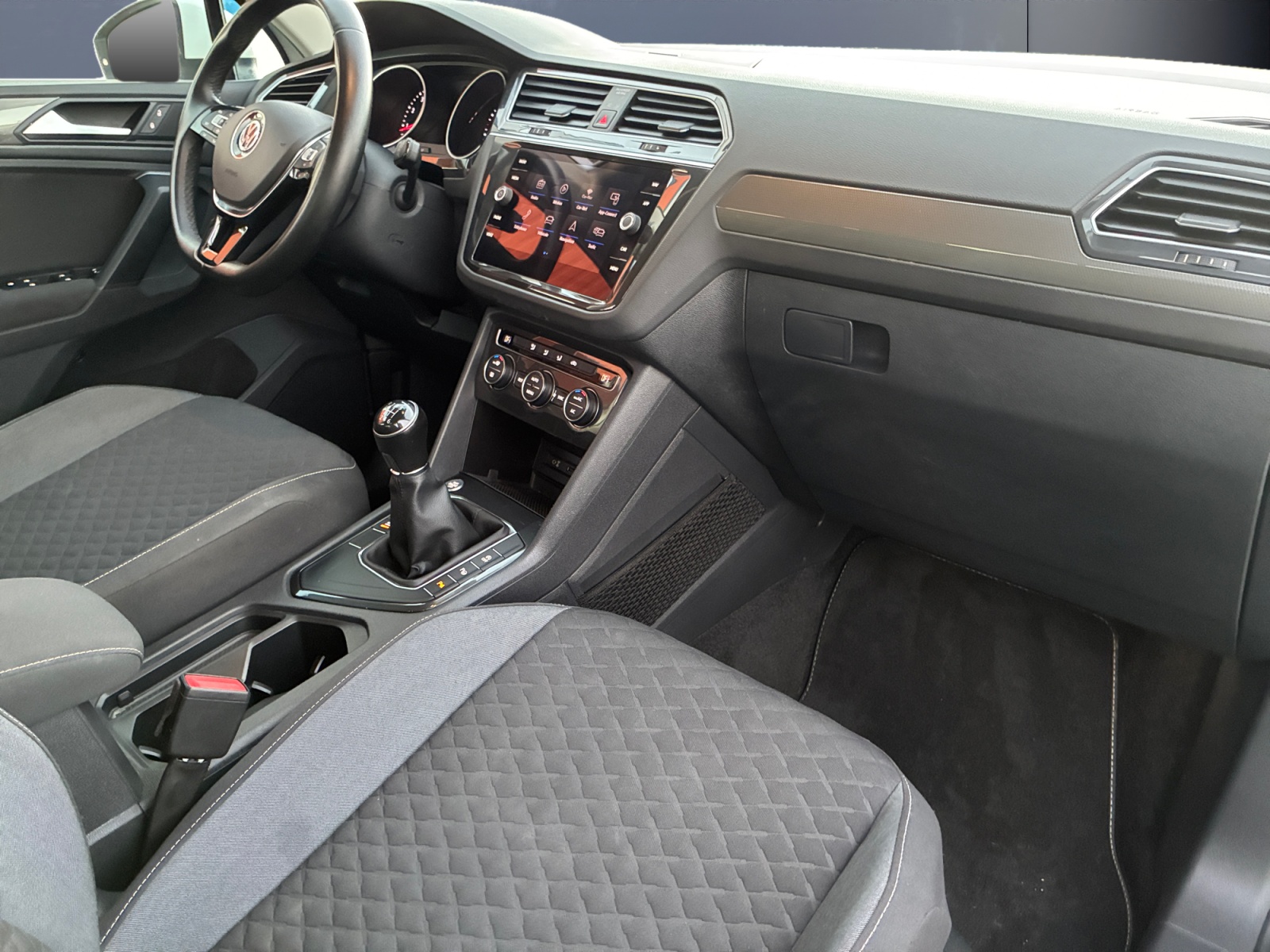 Volkswagen Tiguan 12