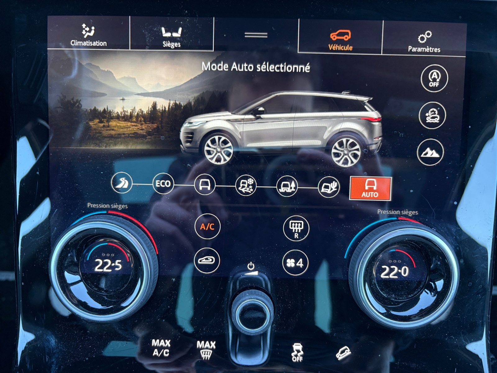 Land Rover Range Rover Evoque 25