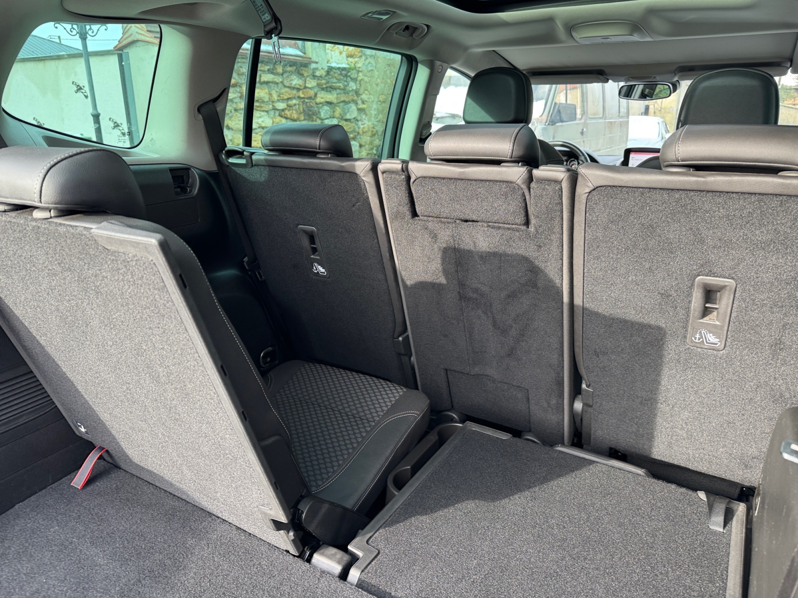 Opel Zafira Tourer 24