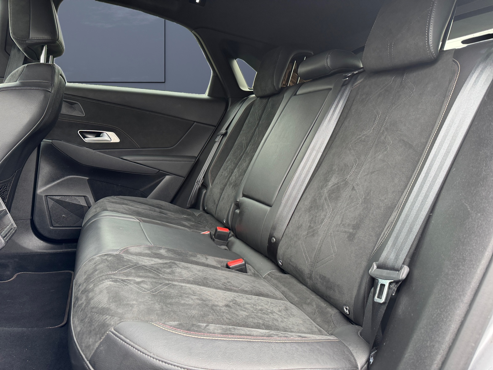 Ds Automobiles Ds 7 10