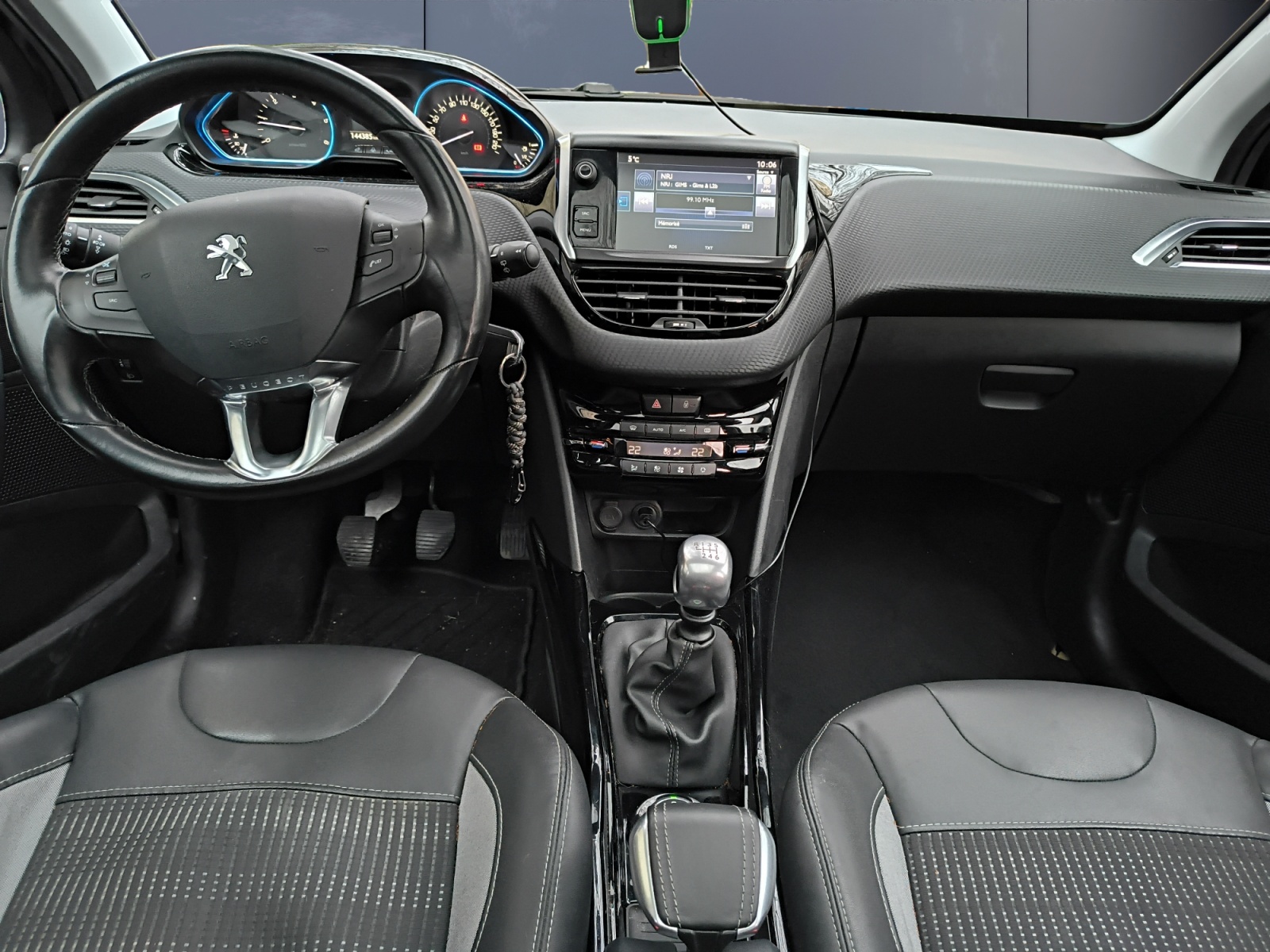 Peugeot 2008 14