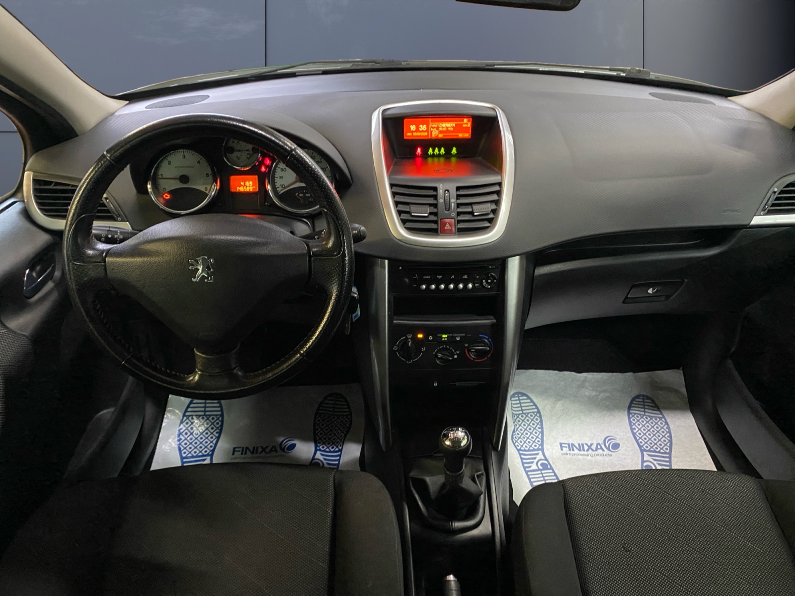 Peugeot 207 14