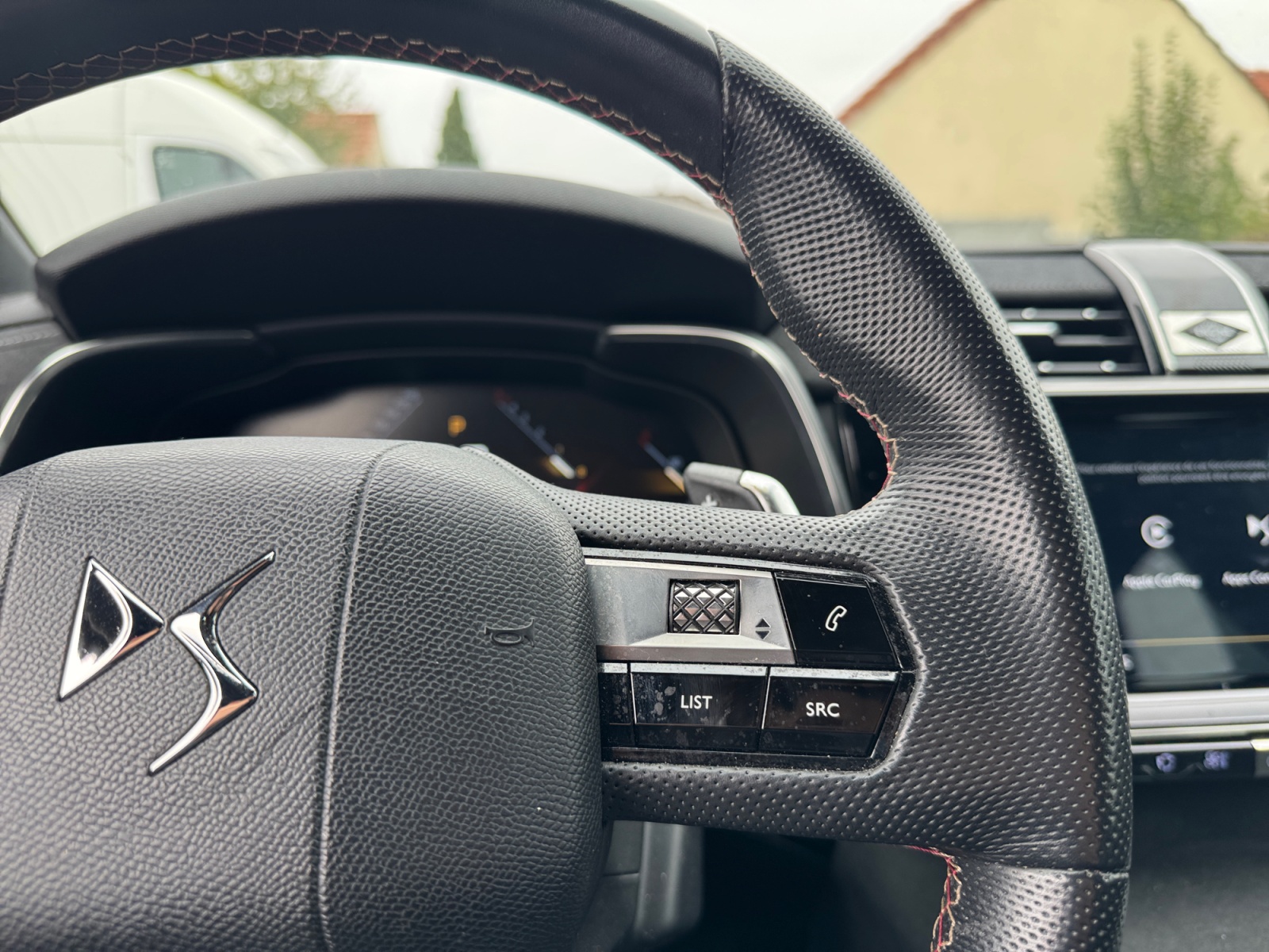 Ds Automobiles Ds 7 18