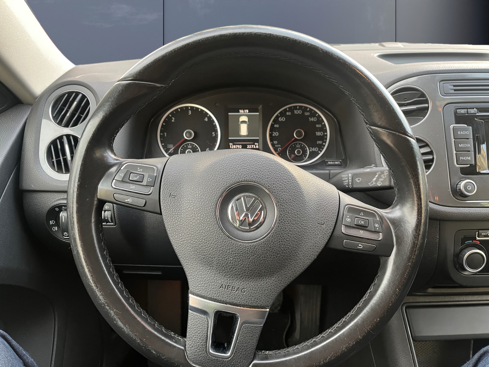 Volkswagen Tiguan 15