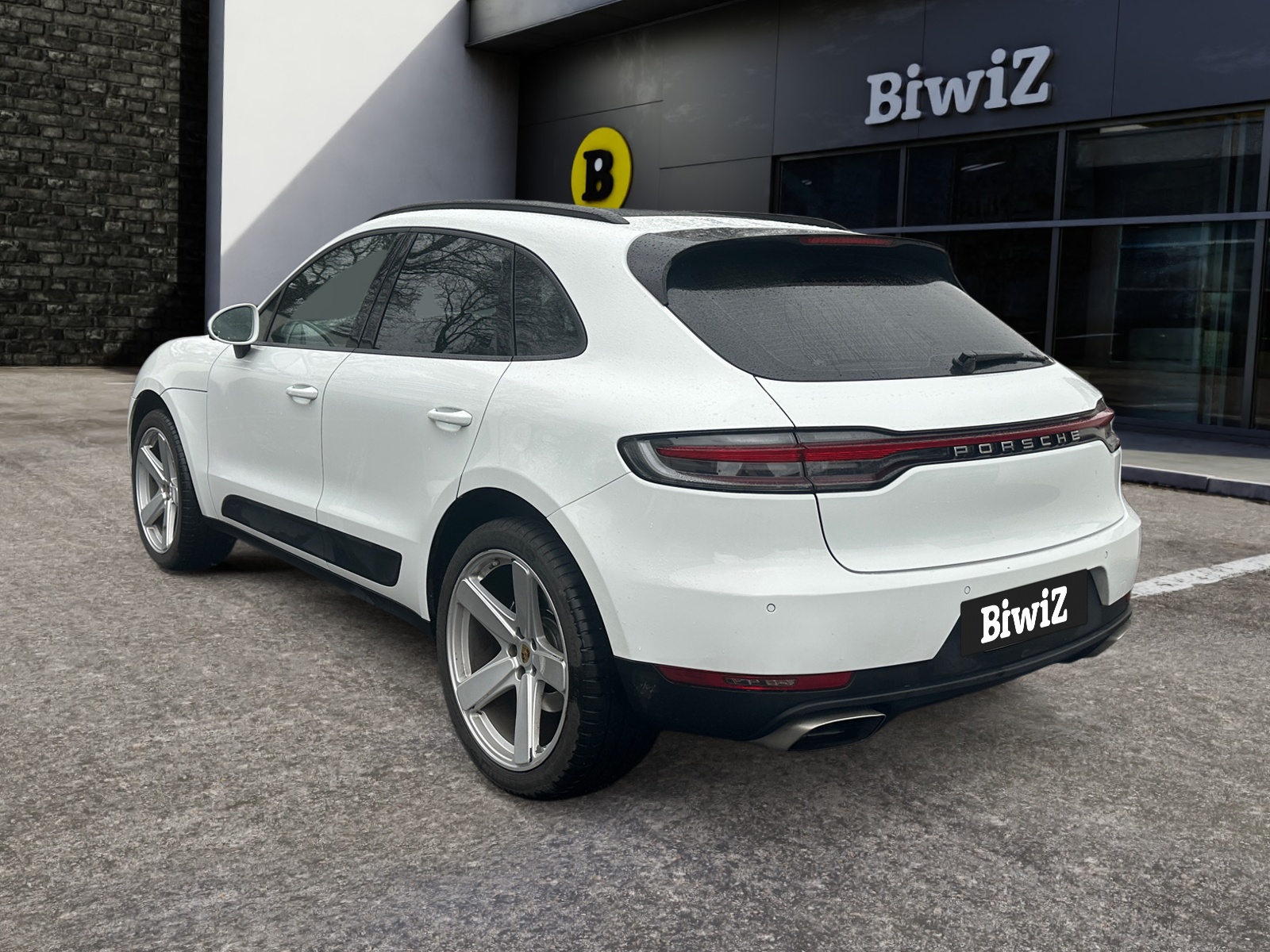 Porsche Macan 2