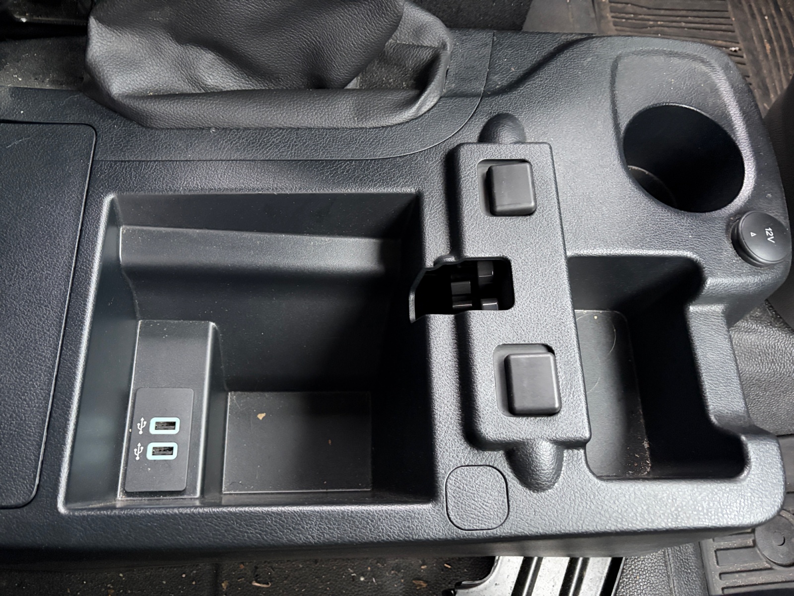 Ford Transit Connect 24