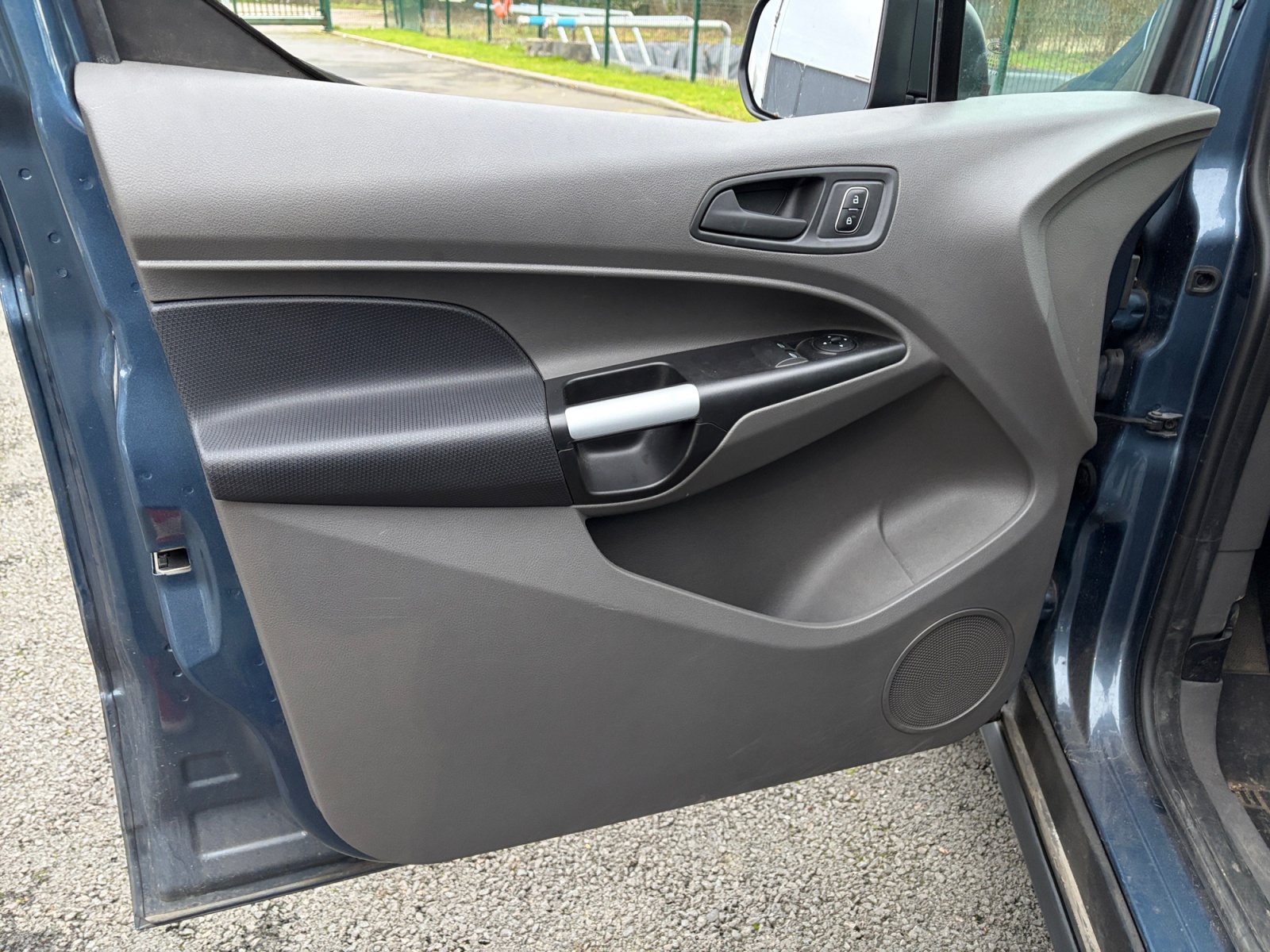 Ford Transit Connect 17