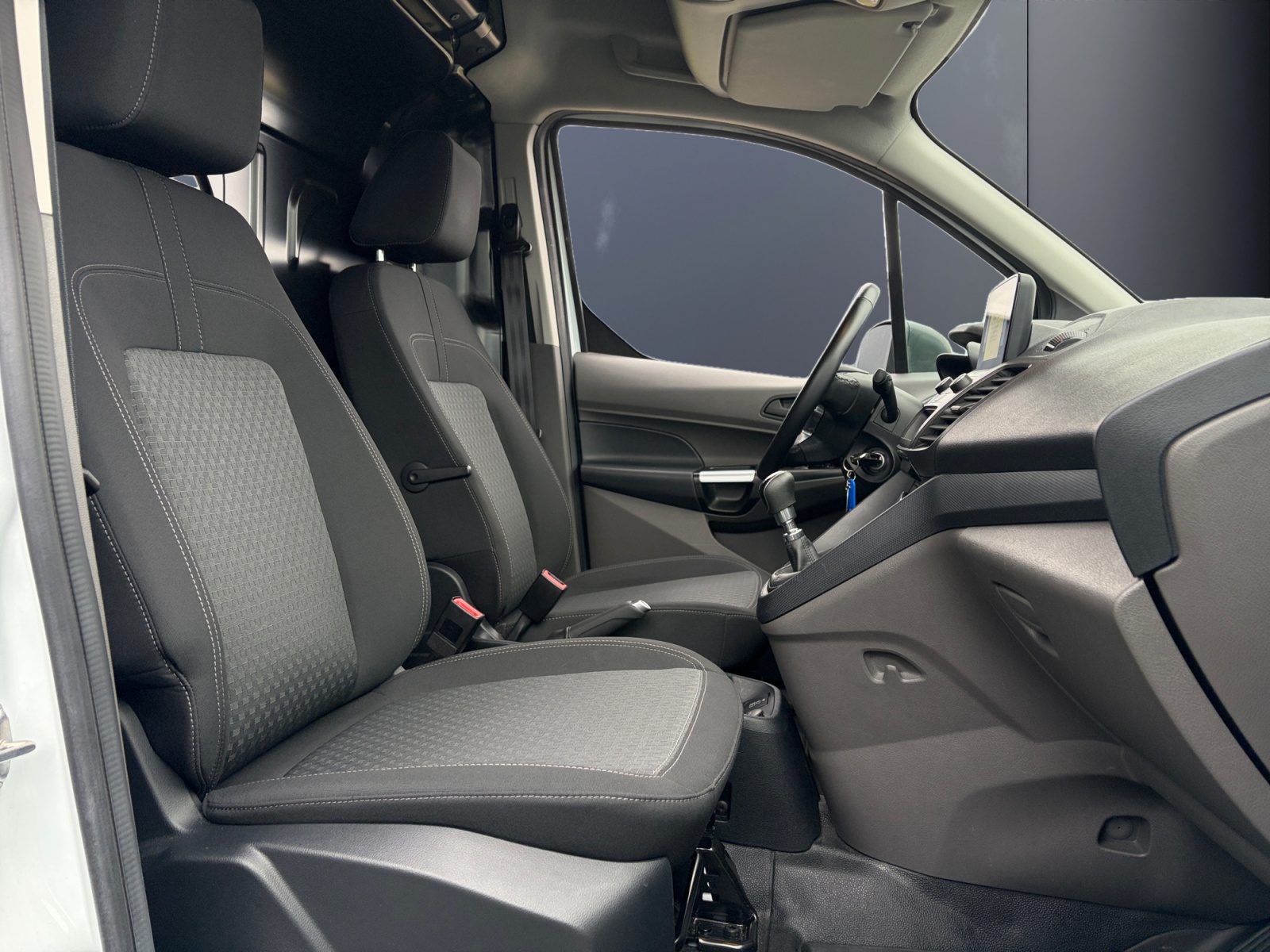 Ford Transit Connect 13