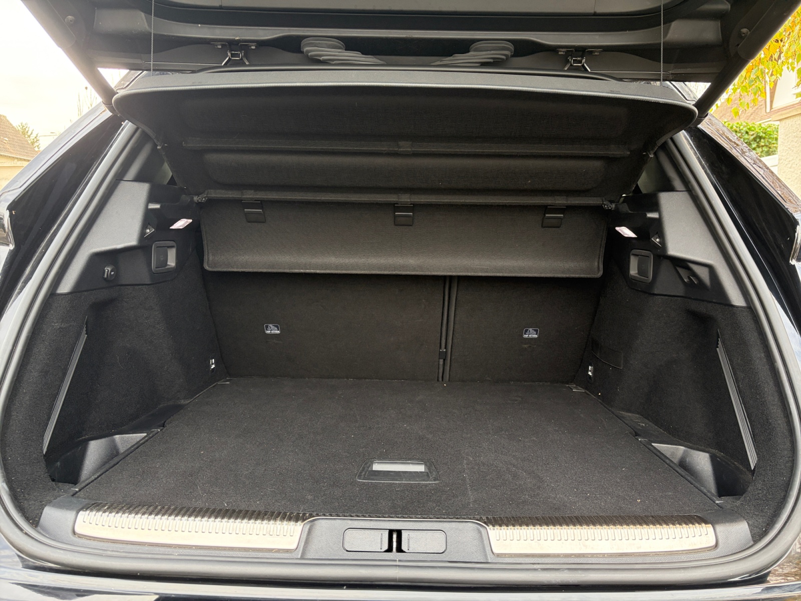 Ds Automobiles Ds 7 18