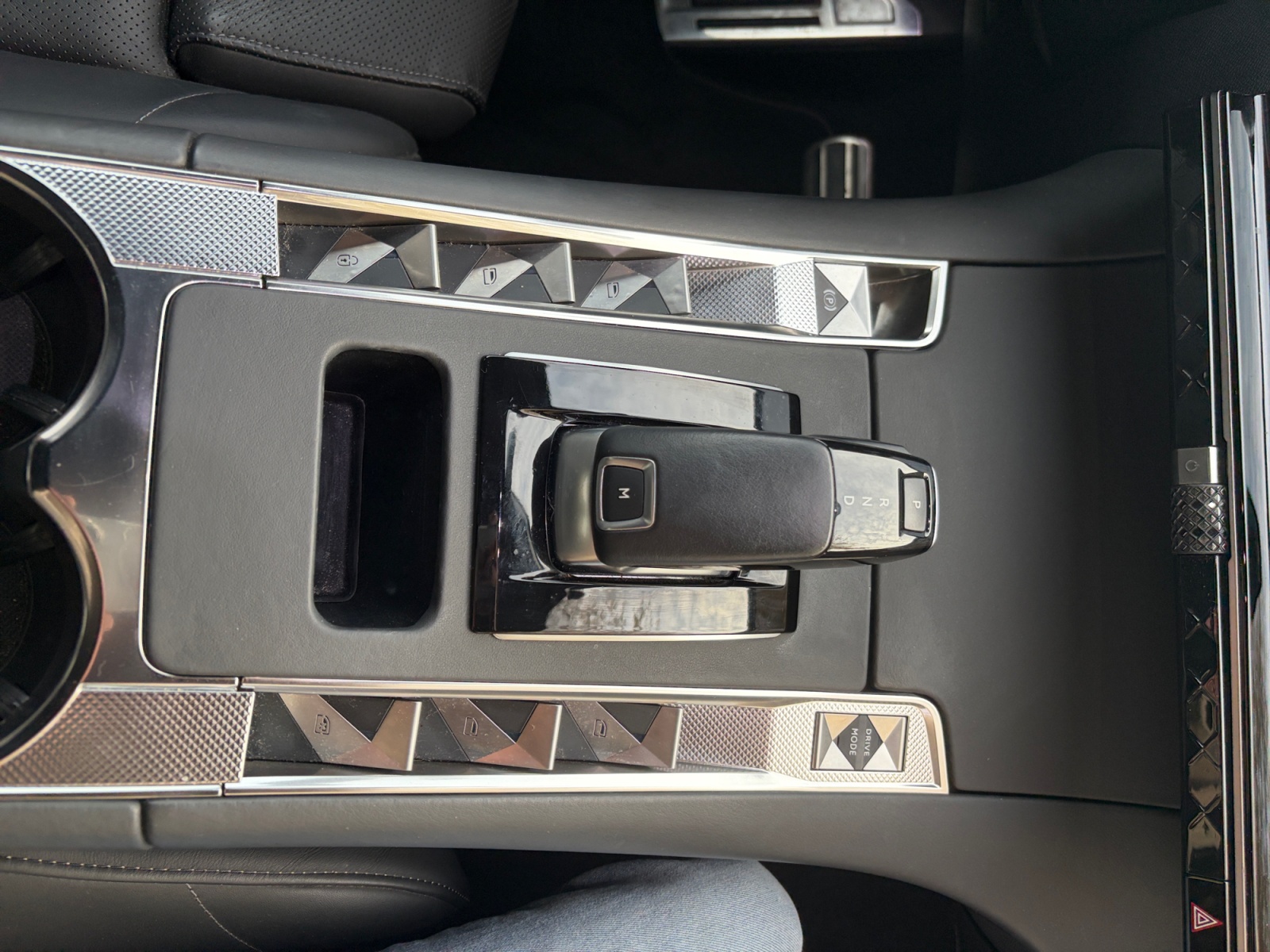 Ds Automobiles Ds 7 21