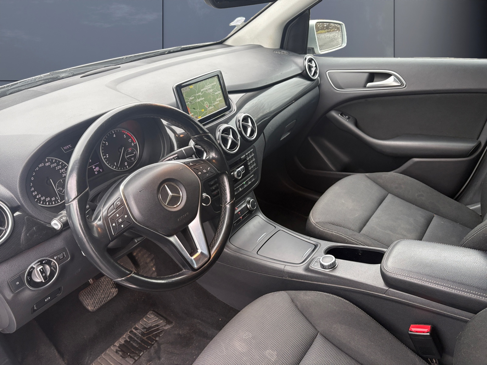 Mercedes-Benz Classe B 8