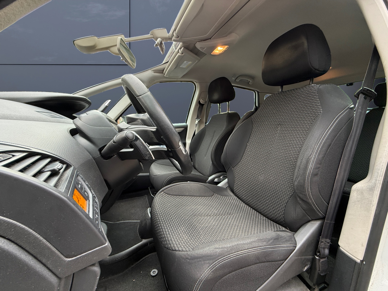 Citroen C4 Picasso 8