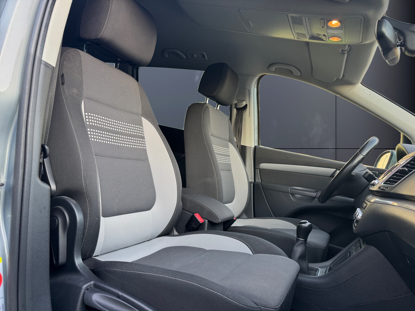 Volkswagen Sharan 13