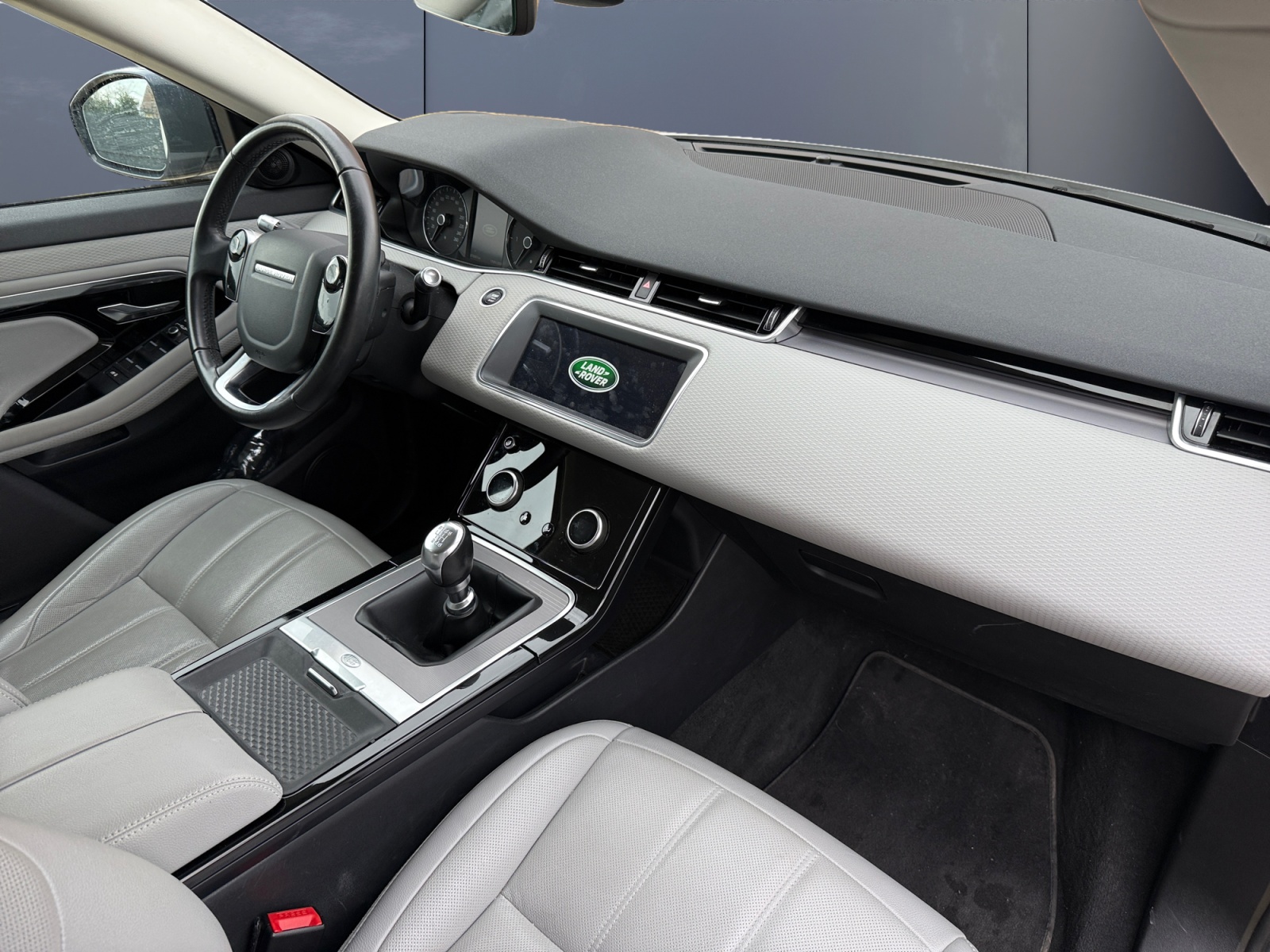 Land Rover Range Rover Evoque 12