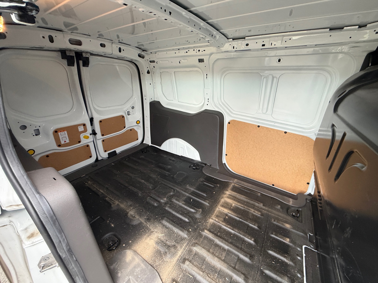 Ford Transit Connect 11