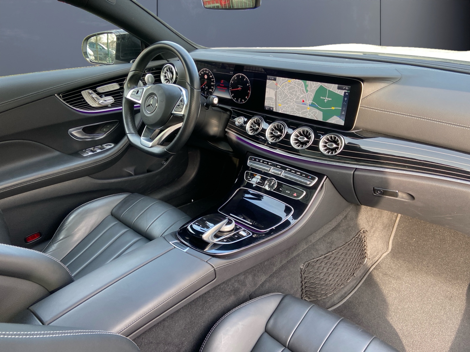 Mercedes-Benz Classe E 12