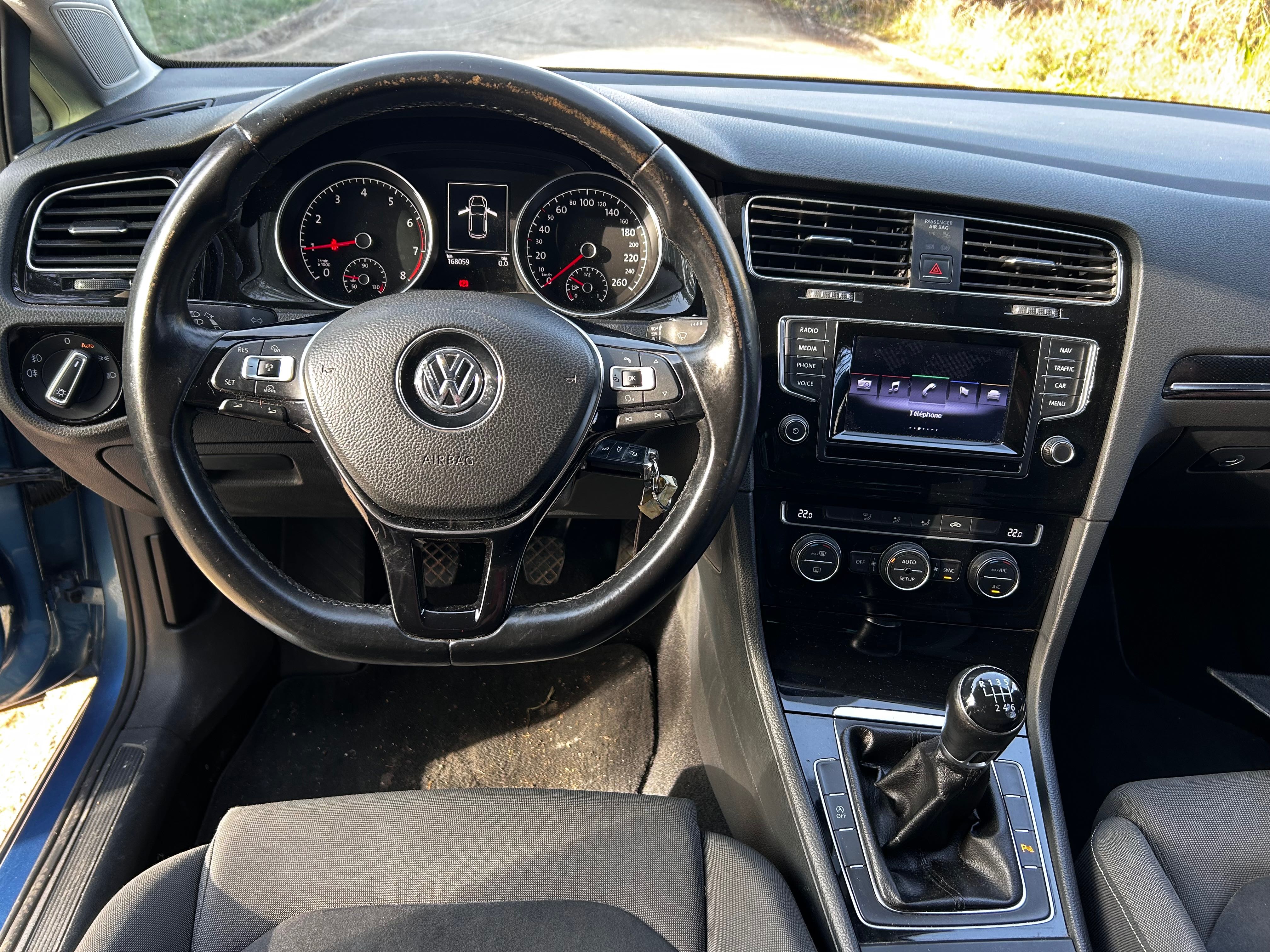 Volkswagen Golf 28