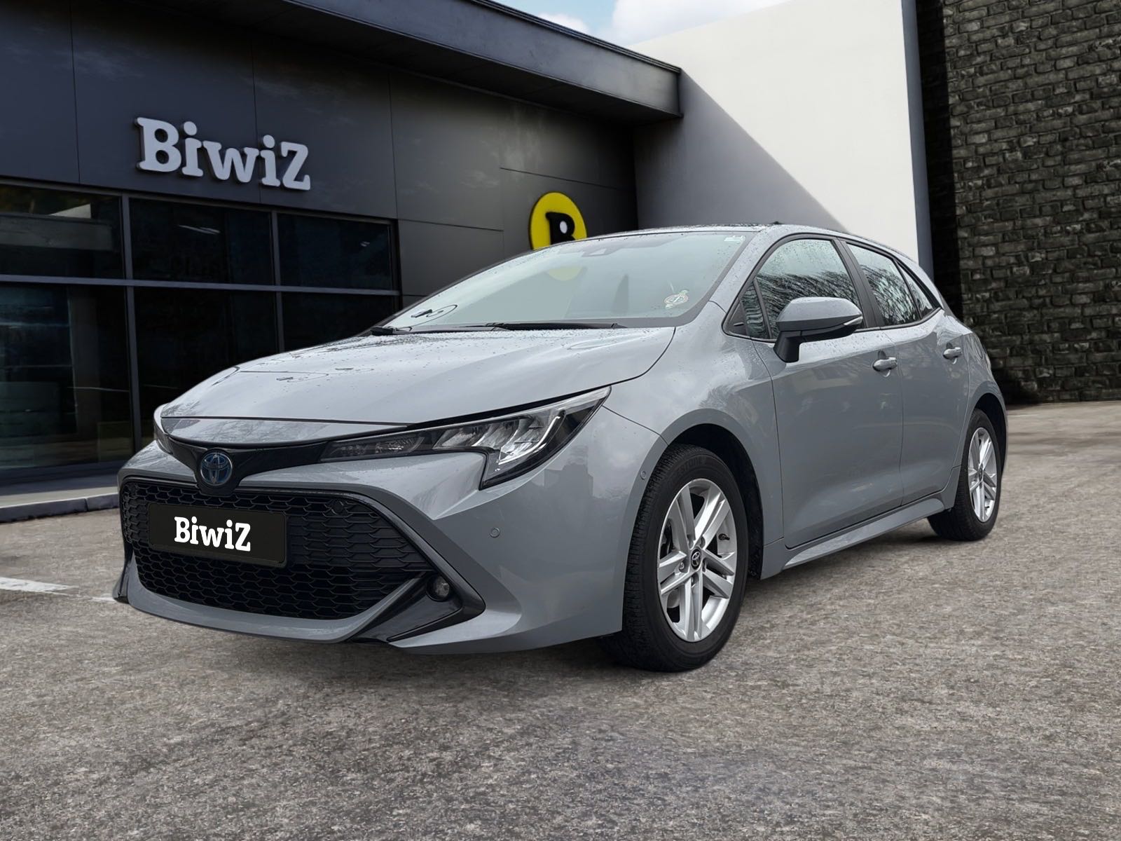 Toyota Corolla 1.8 122h 100 Hybrid Full-hybrid Dynamic Business Bva