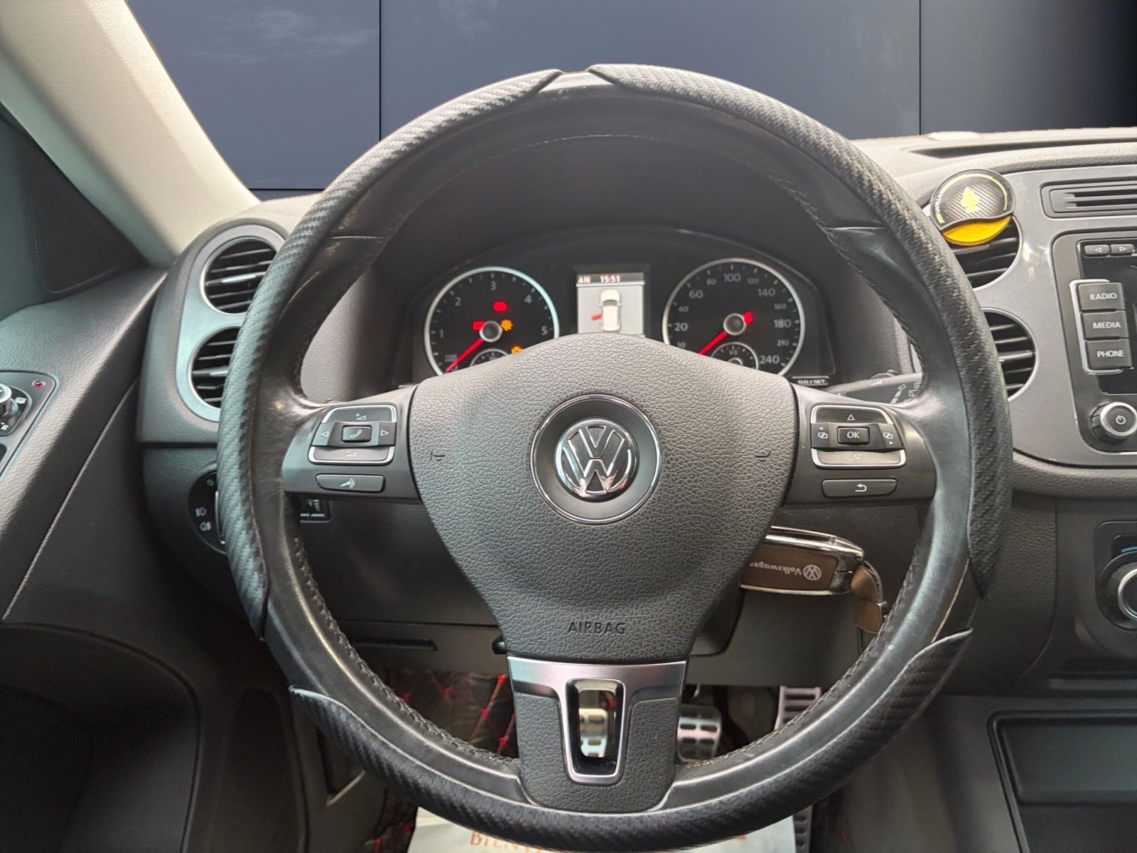 Volkswagen Tiguan 15