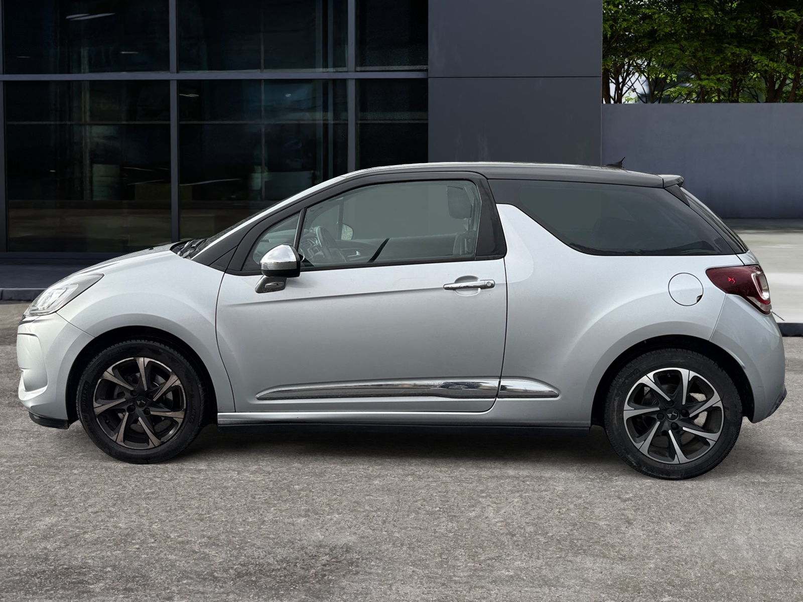 Ds Automobiles Ds3 1