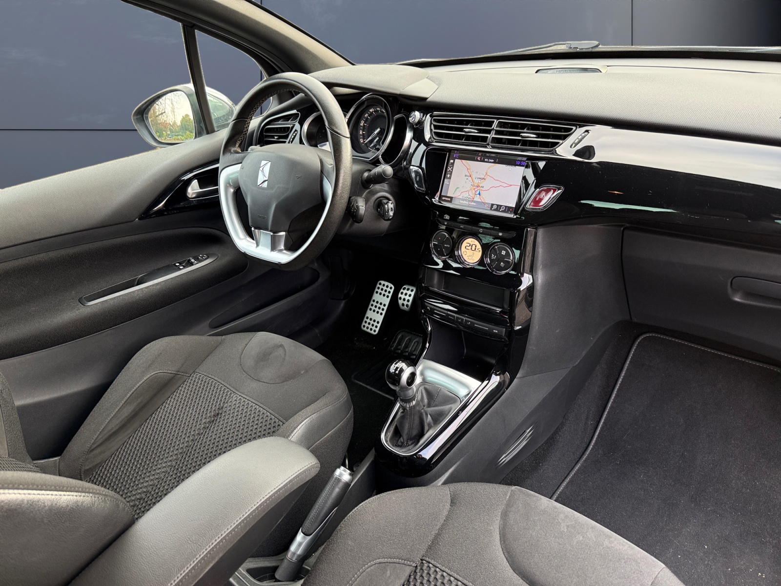 Ds Automobiles Ds3 12