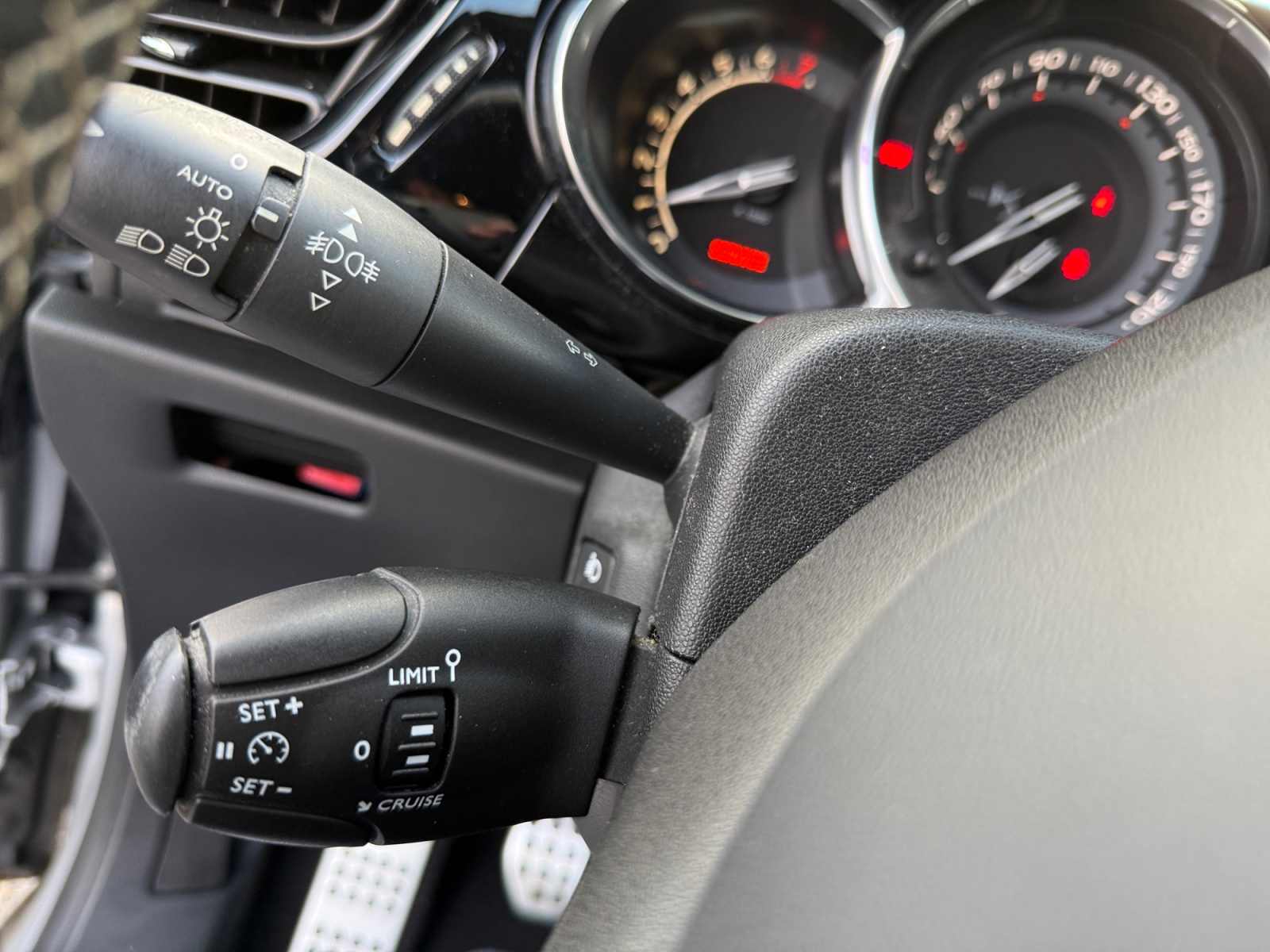 Ds Automobiles Ds3 27