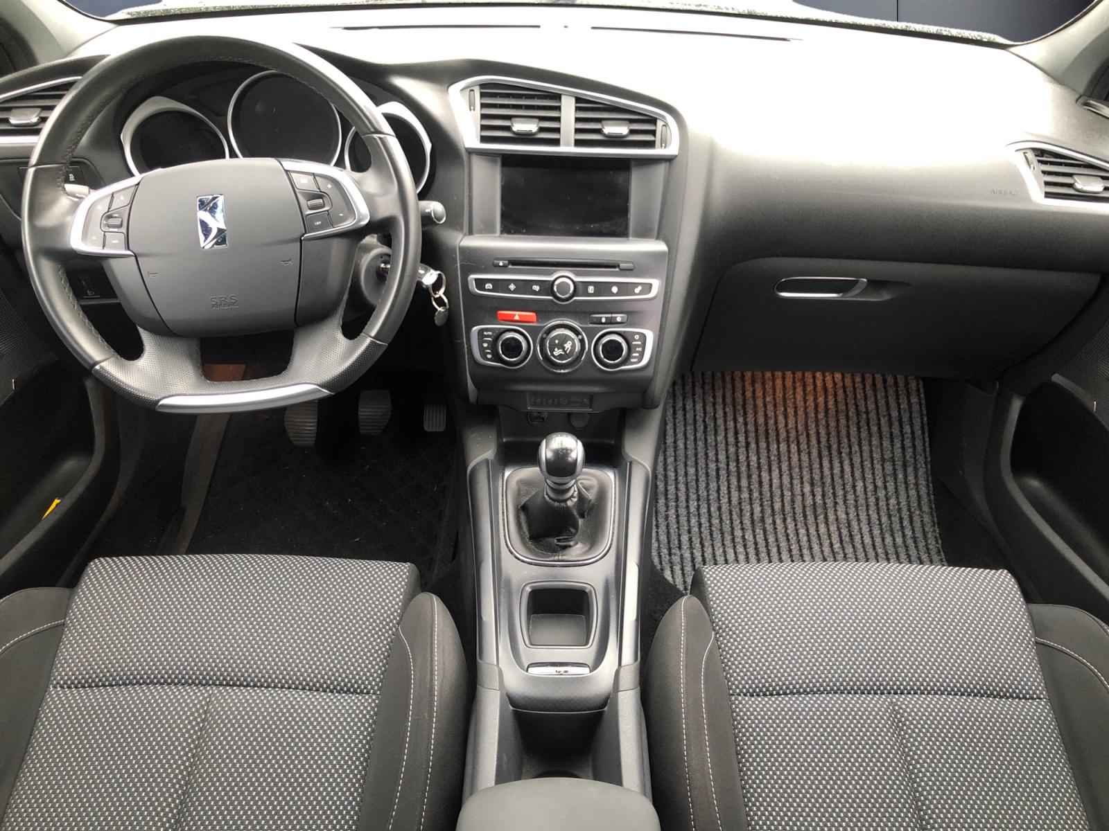 Ds Automobiles Ds 4 14