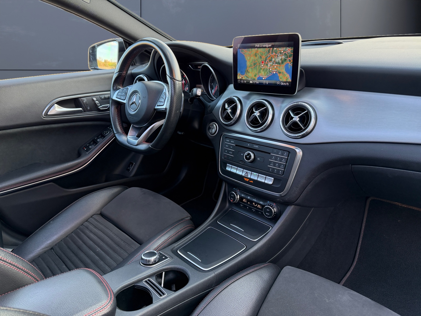 Mercedes-Benz Classe Cla 12