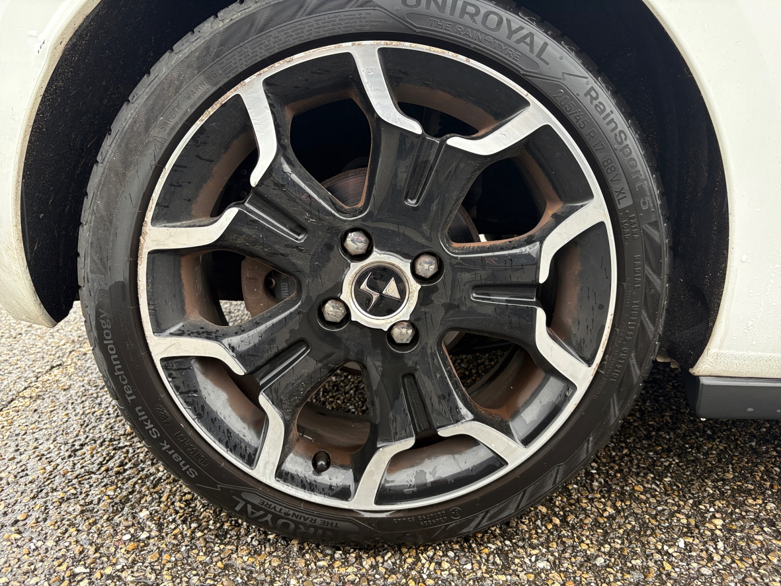 Ds Automobiles Ds 3 23