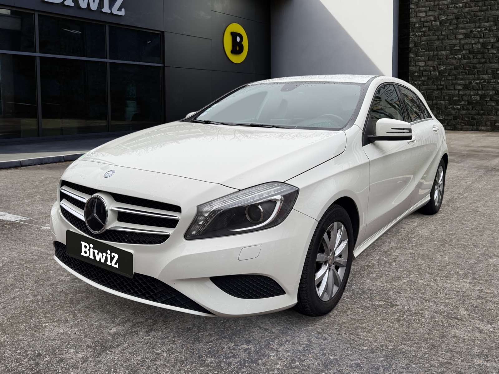Mercedes-Benz Classe A 1.6 180 120 Blueefficiency Intuition 7g-dct Bva