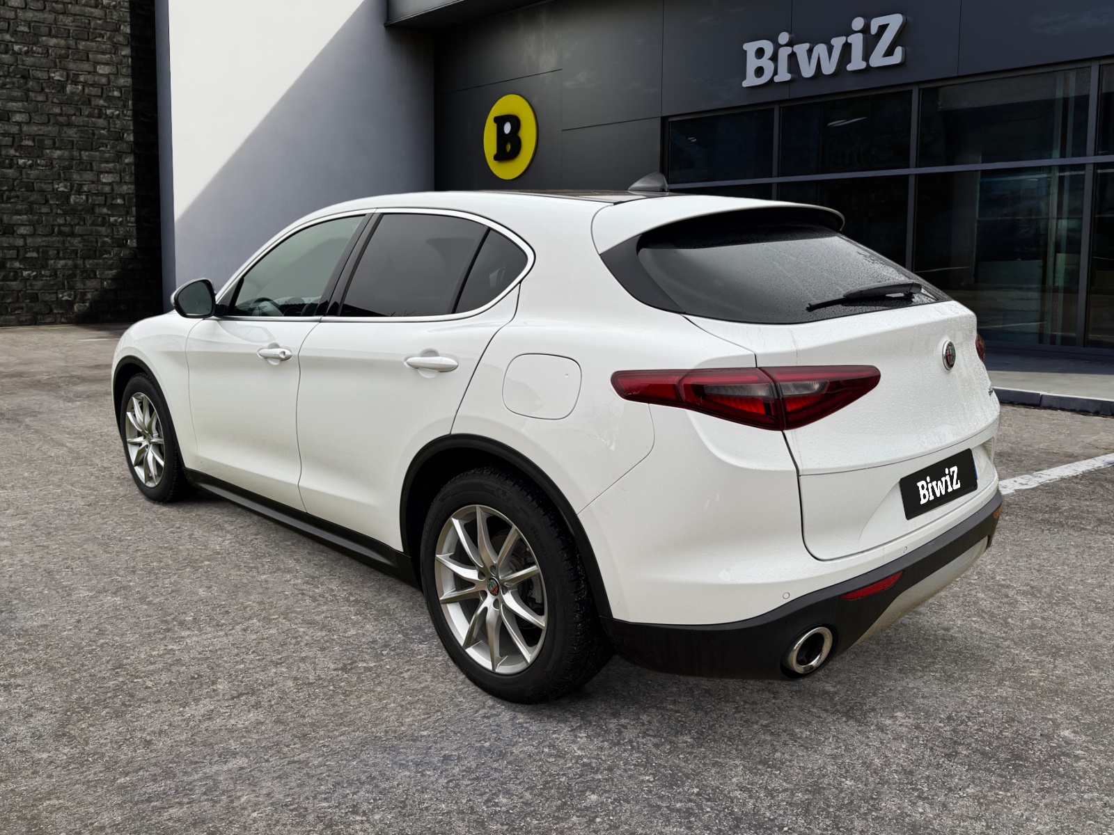 Alfa Romeo Stelvio 2