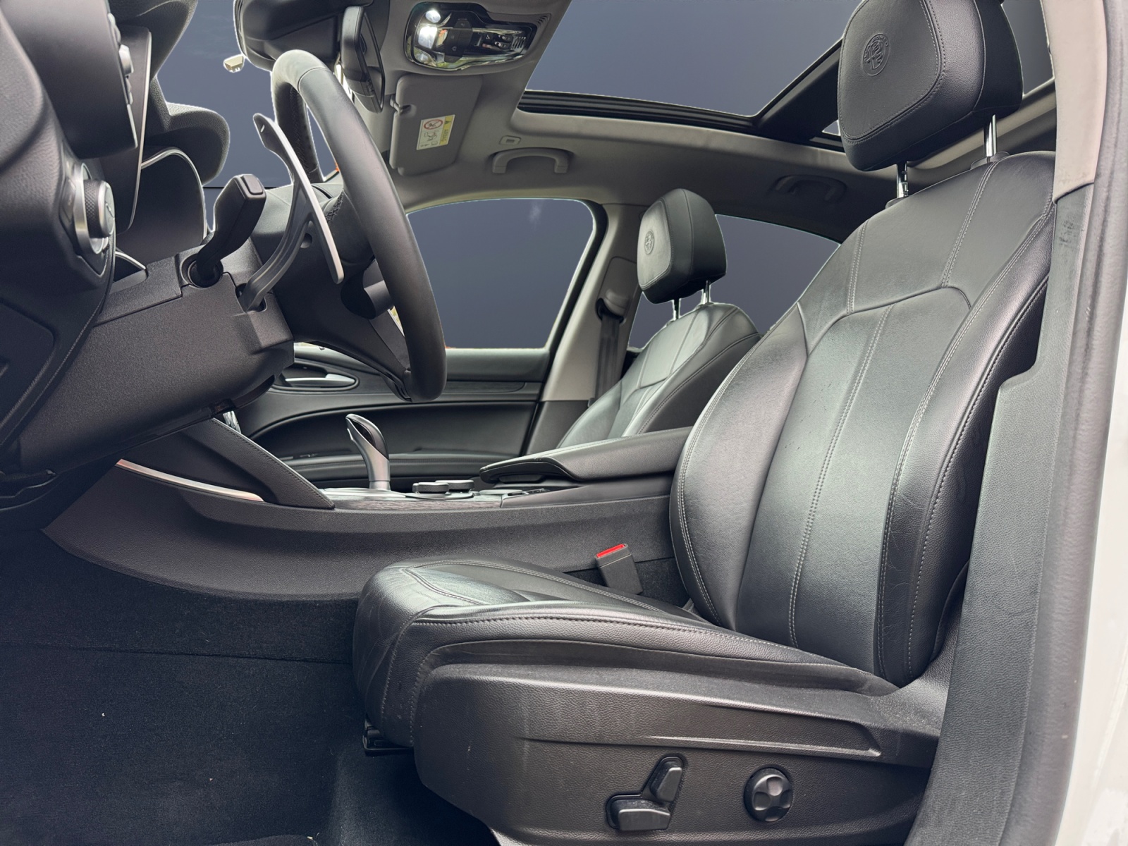 Alfa Romeo Stelvio 9