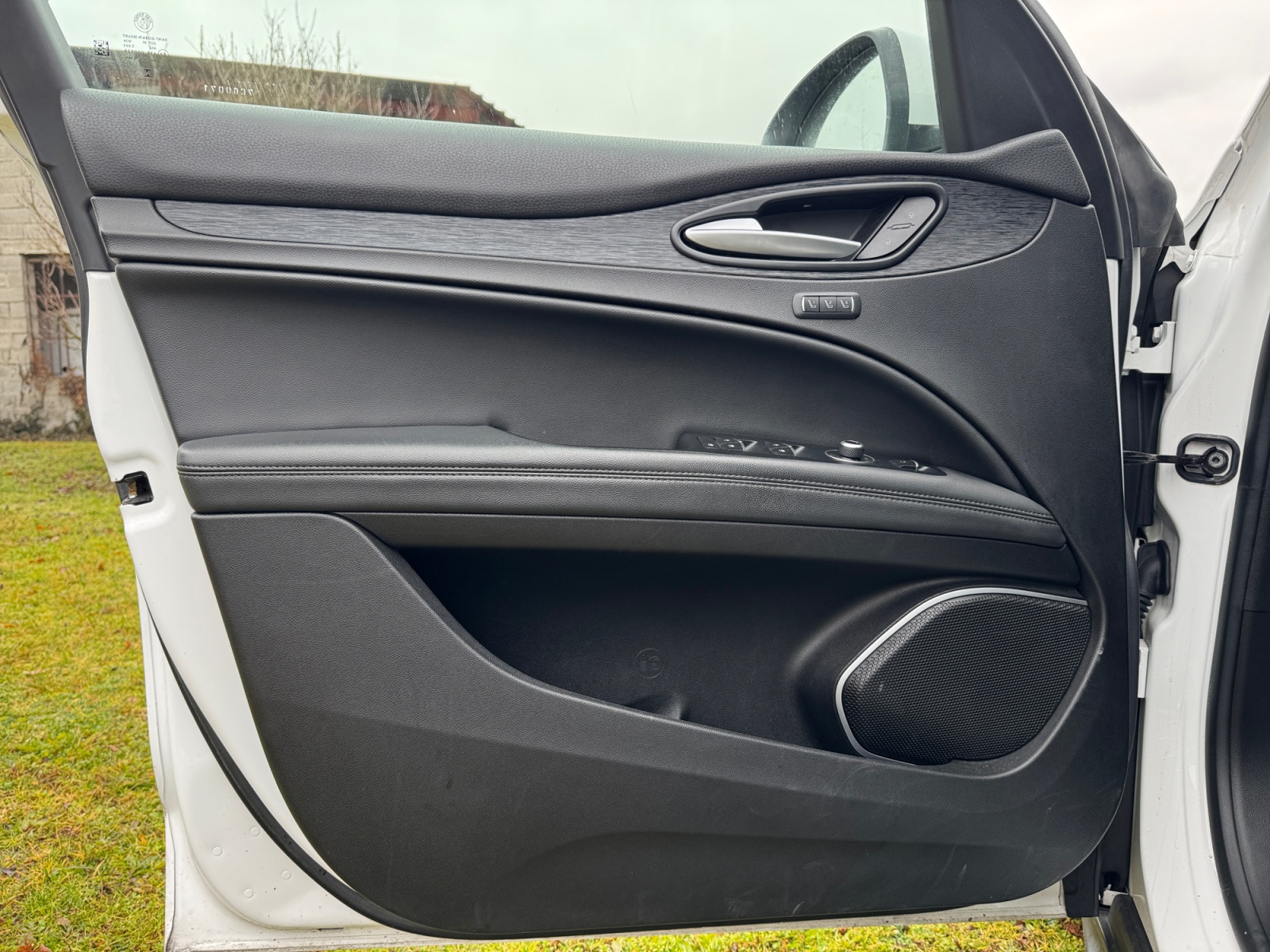 Alfa Romeo Stelvio 28