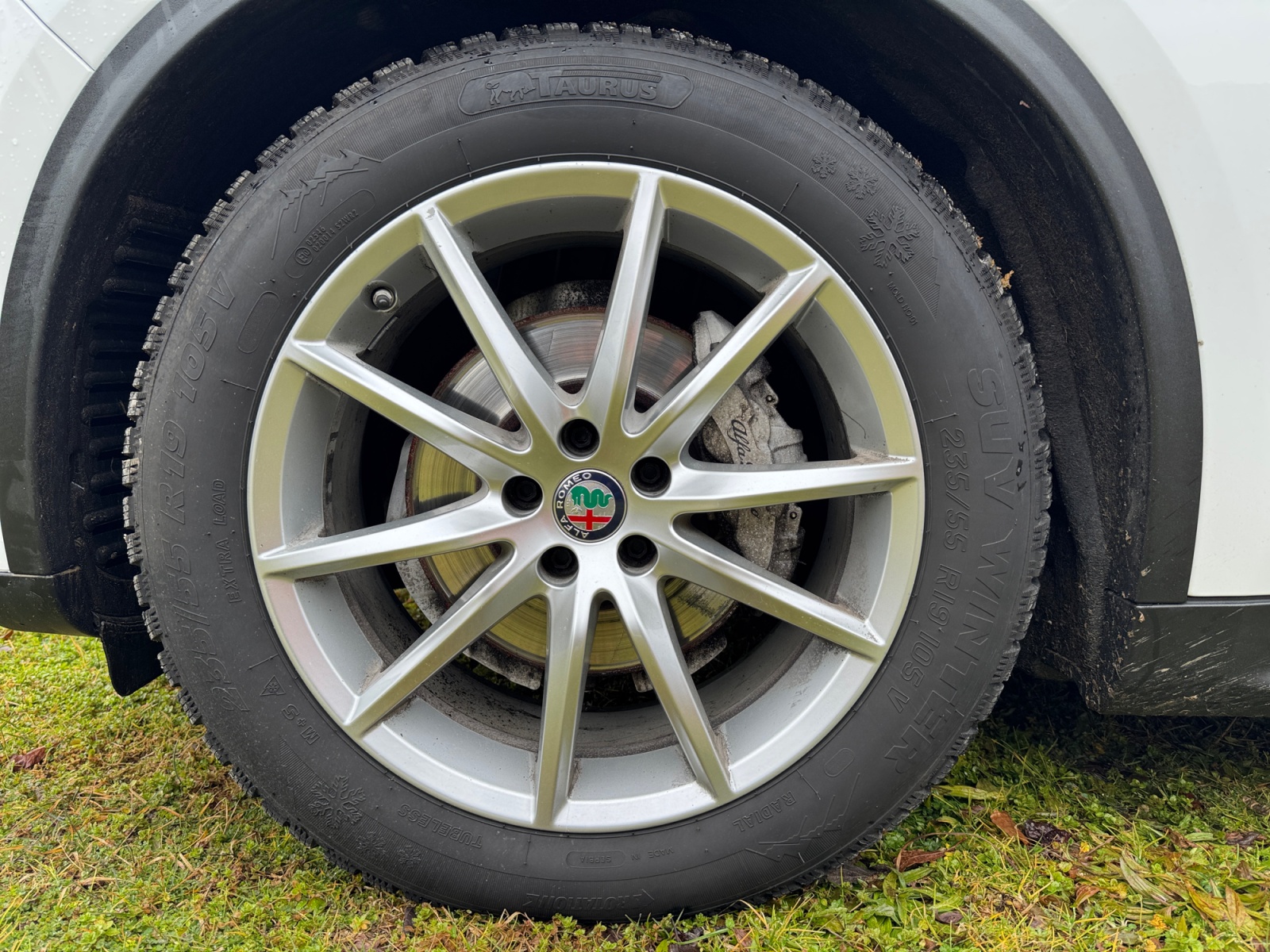 Alfa Romeo Stelvio 32