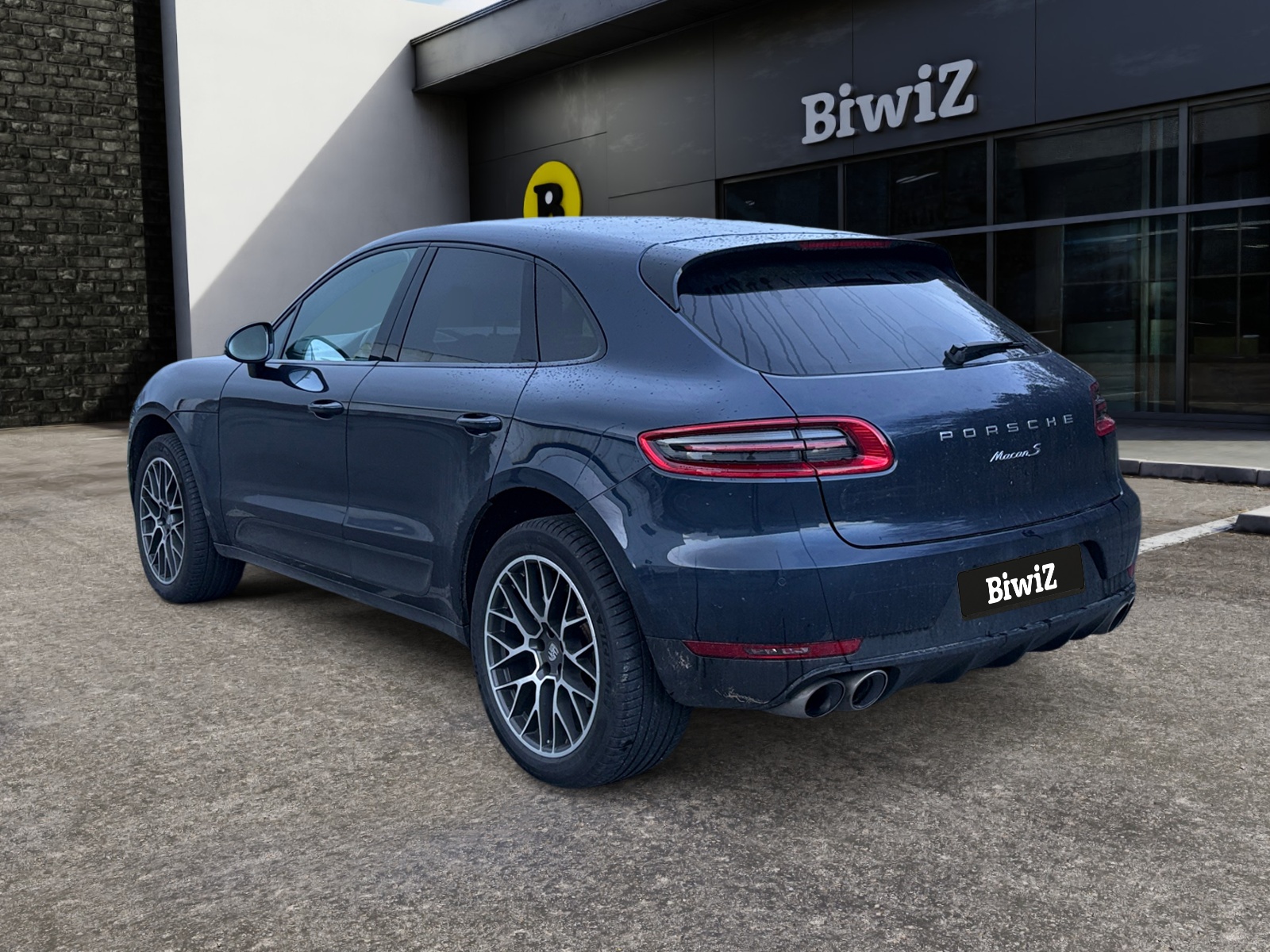 Porsche Macan 2