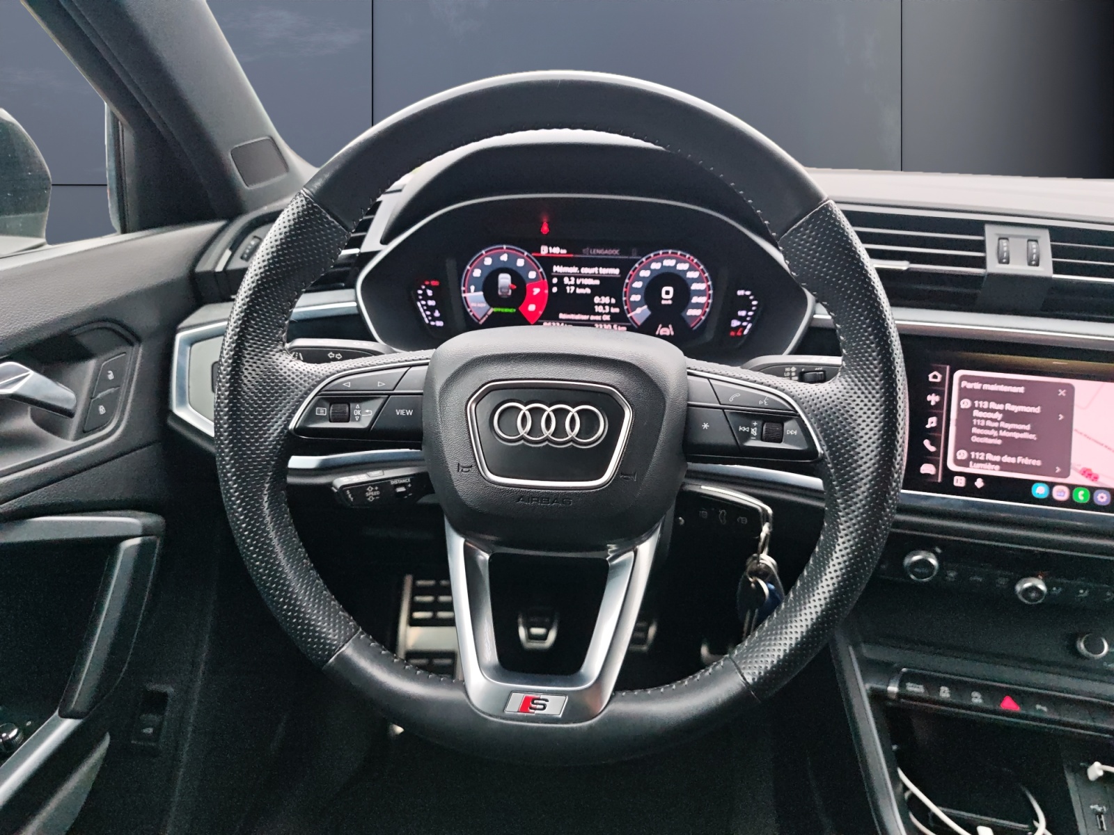 Audi Q3 15