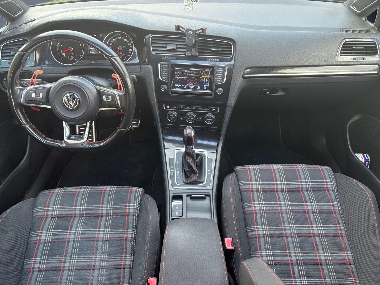 Volkswagen Golf 17