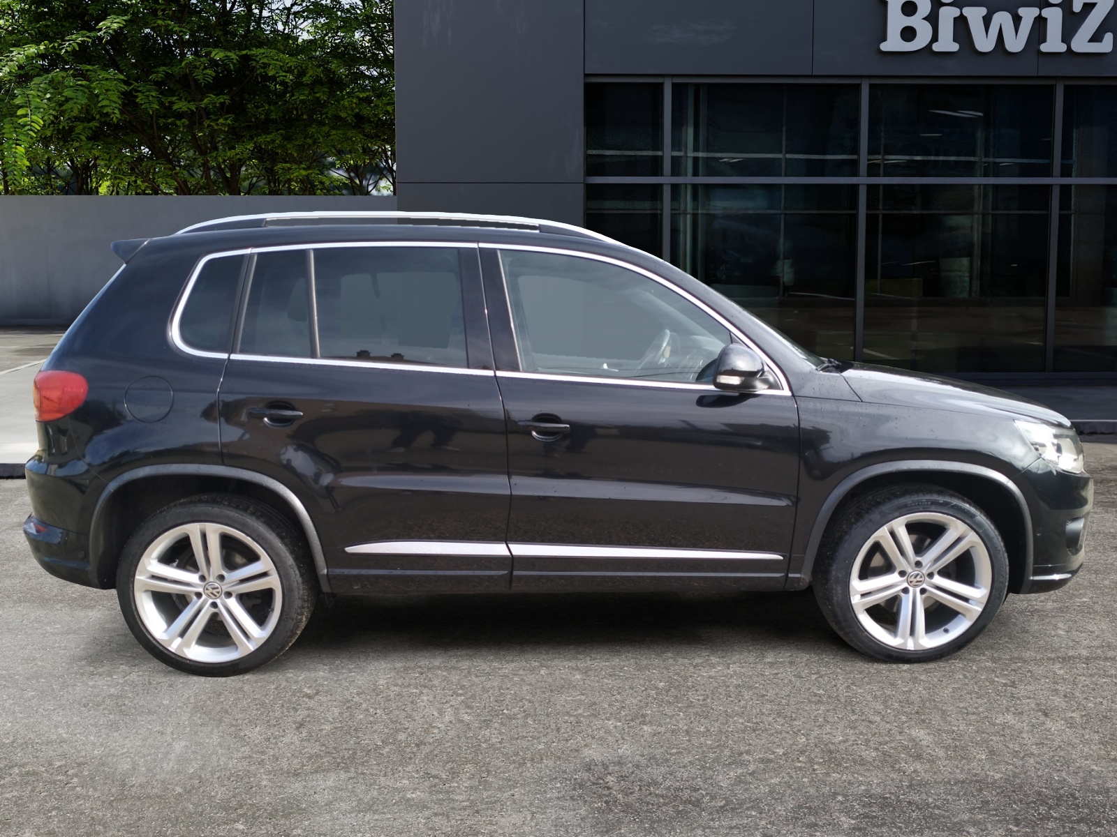 Volkswagen Tiguan 5