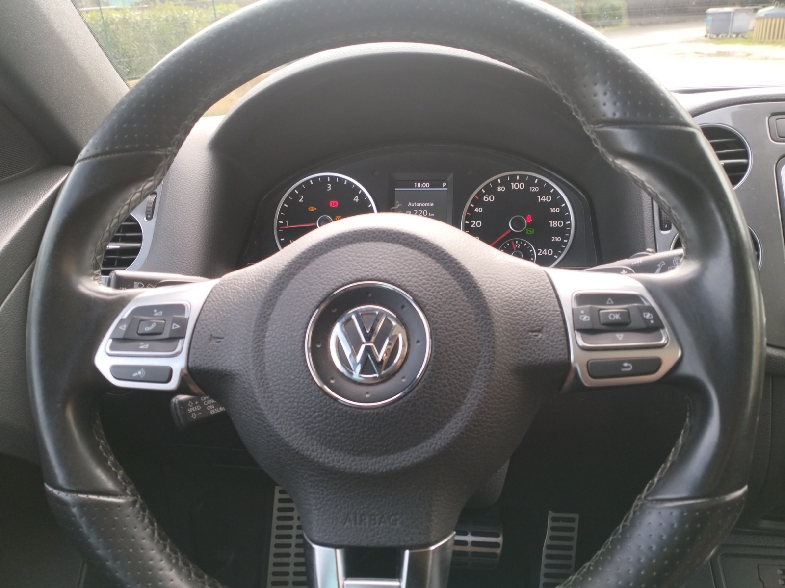 Volkswagen Tiguan 16