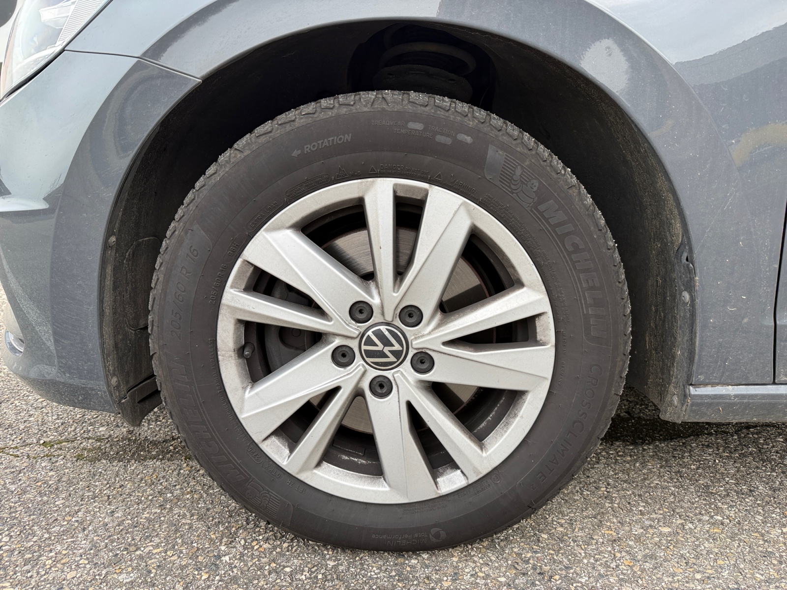 Volkswagen Touran 20